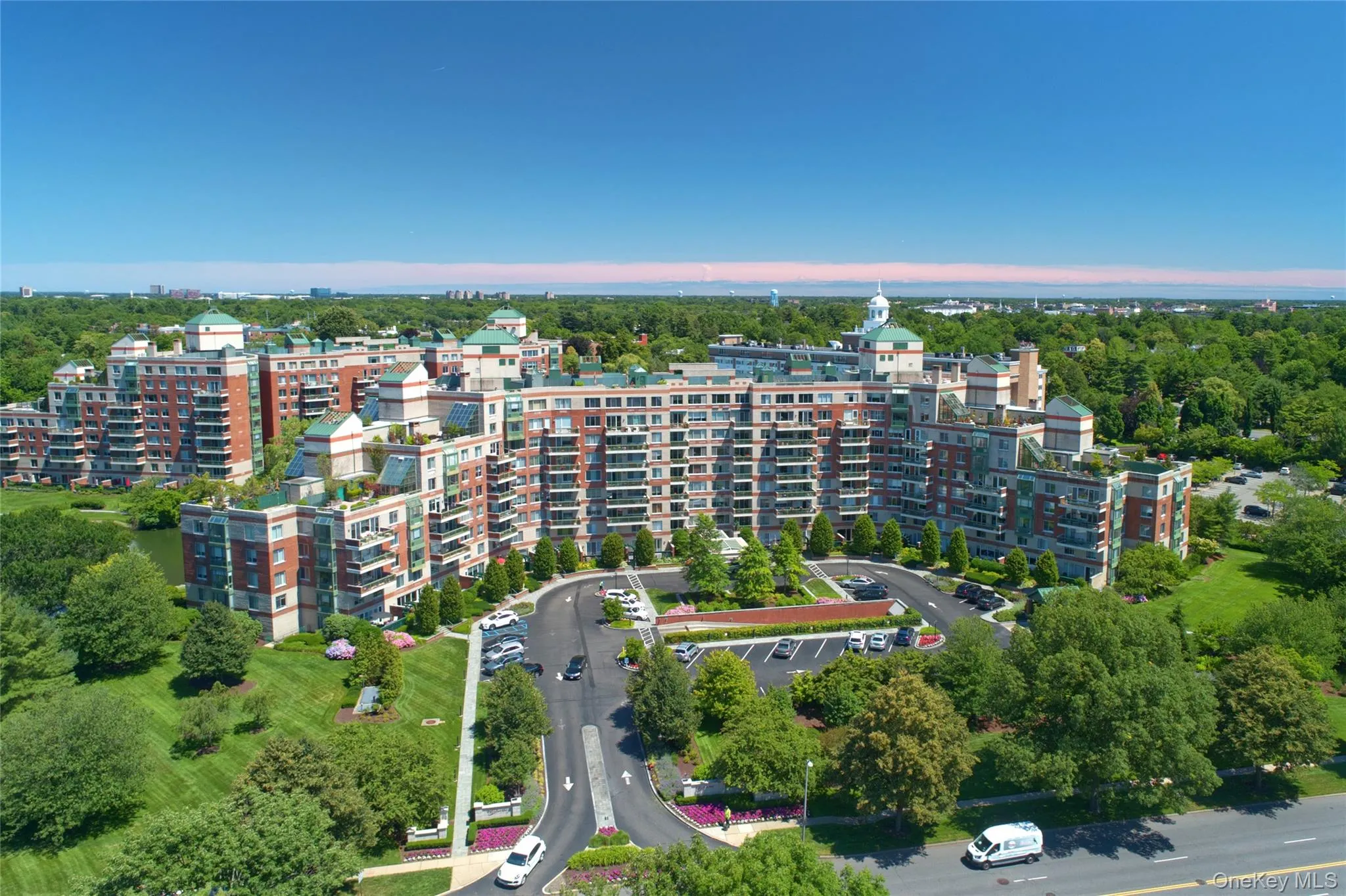 Aerial overview of property's location featuring apartment complex / building Aerial overview of property's location featuring apartment complex / building