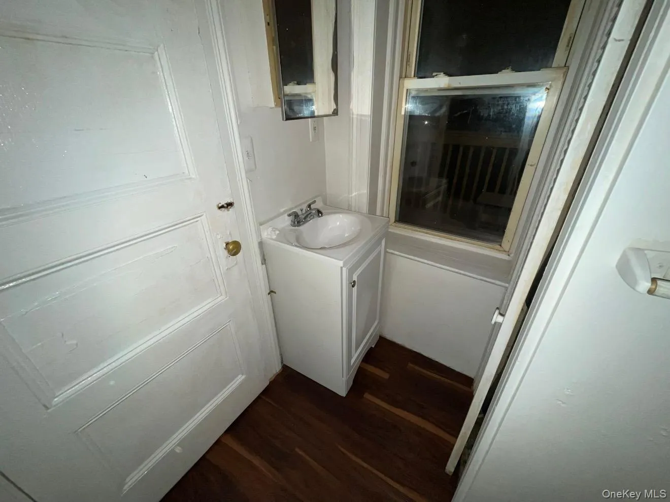 30 Main Street, Middletown, NY, 1 Bedroom Bedrooms, 2 Rooms Rooms,1 BathroomBathrooms,Residential Lease,Idx,Main,0,925567 30 Main Street, Middletown, NY, 1 Bedroom Bedrooms, 2 Rooms Rooms,1 BathroomBathrooms,Residential Lease,Idx,Main,0,925567