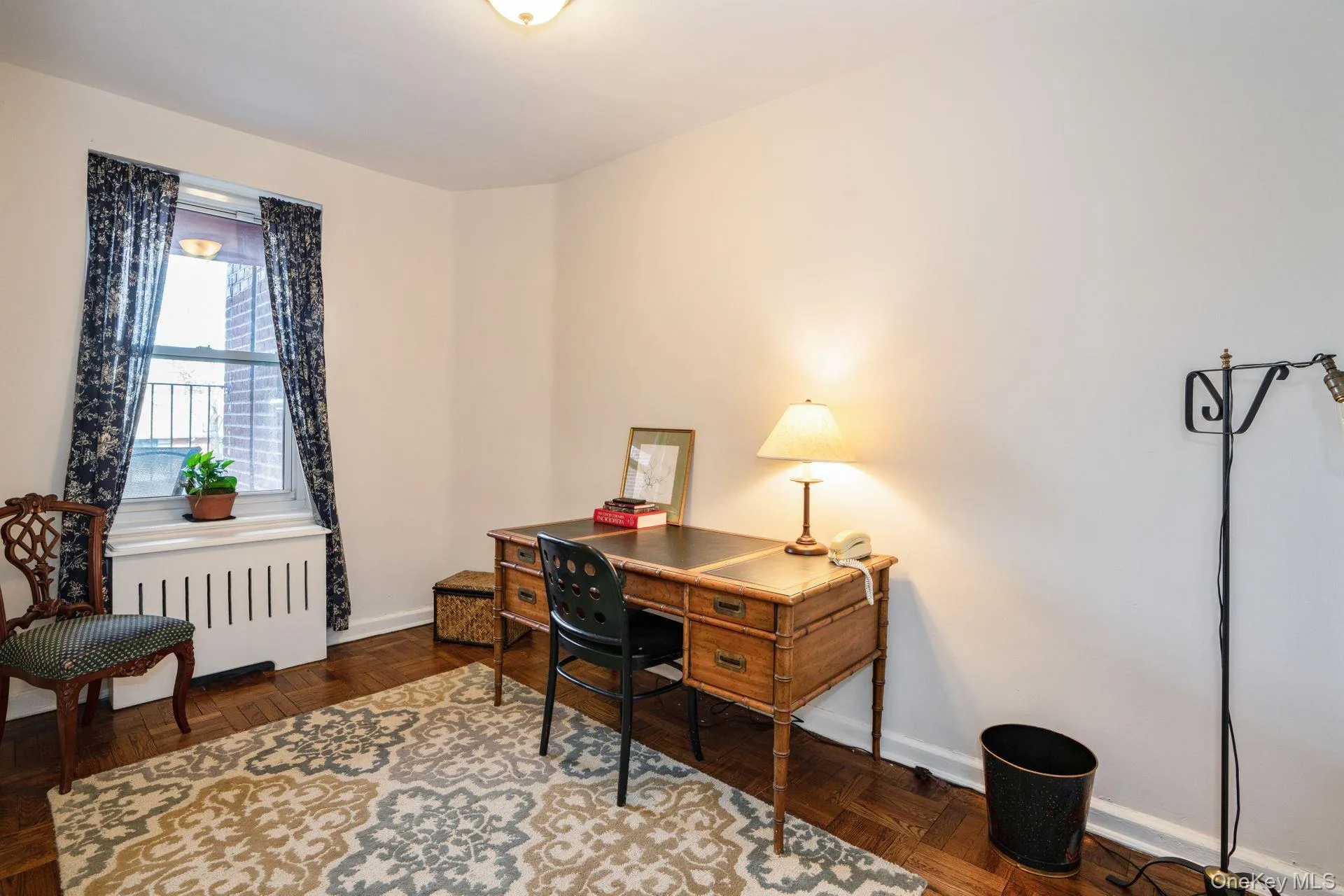 Home office, great space for working from home. Home office, great space for working from home.