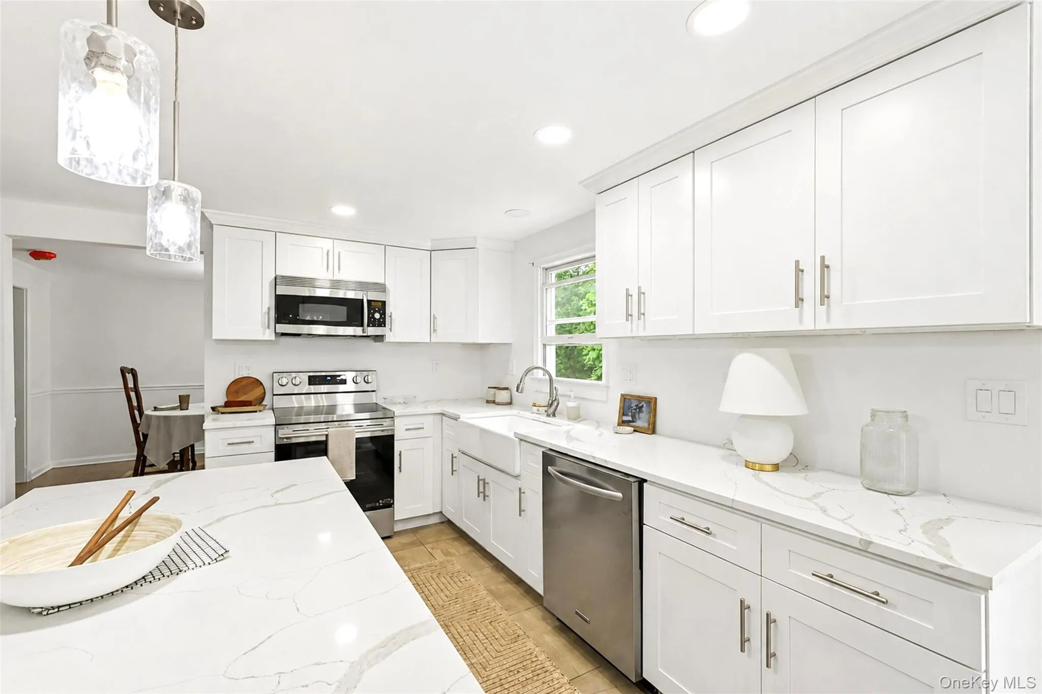 Great work/prep space for baking and cooking all your favorites! Great work/prep space for baking and cooking all your favorites!
