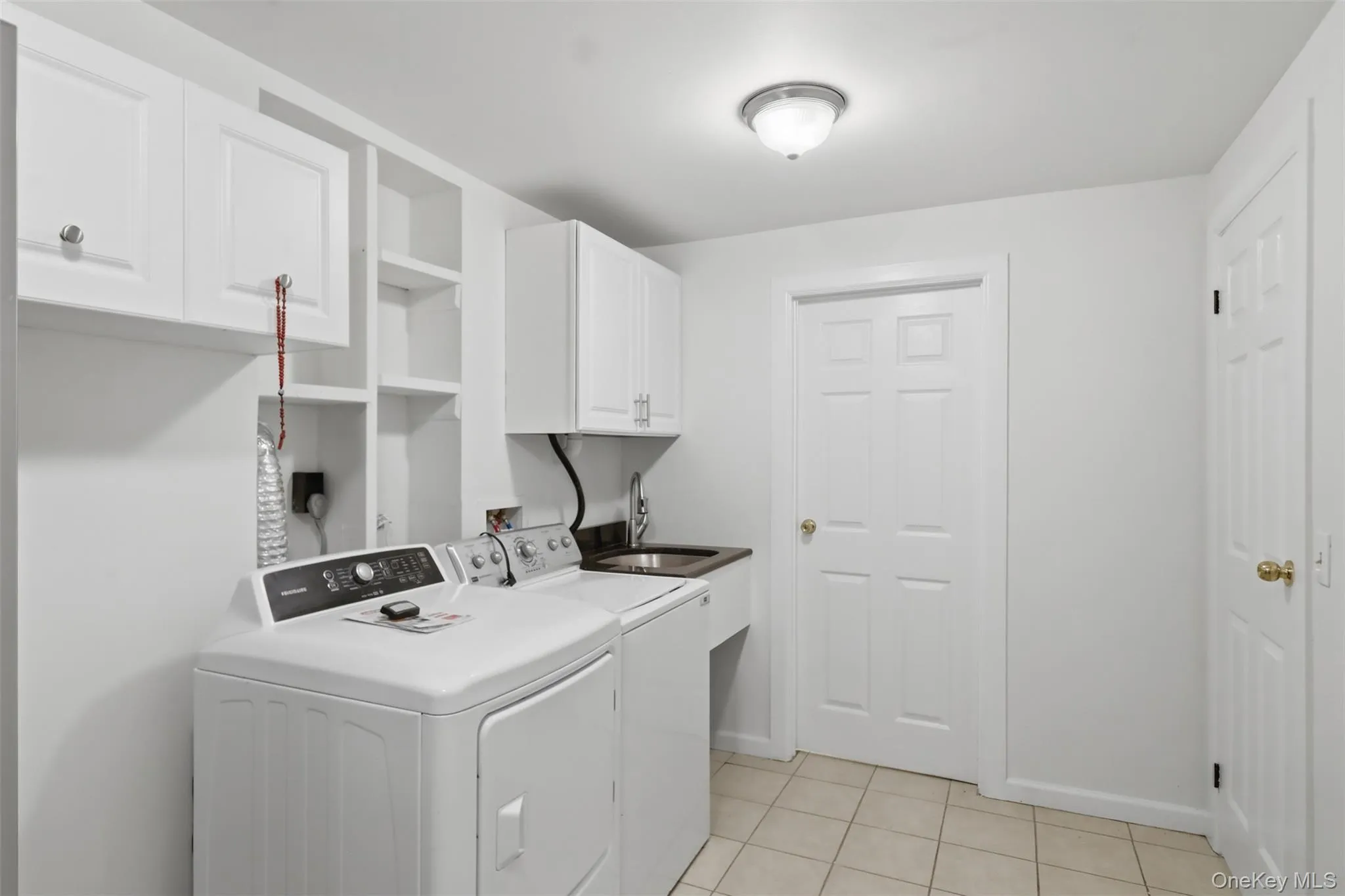15 Blue Jay Drive, Newburgh (town), NY, 4 Bedrooms Bedrooms, 10 Rooms Rooms,4 BathroomsBathrooms,Residential,For Rent,Blue Jay,0,925641 15 Blue Jay Drive, Newburgh (town), NY, 4 Bedrooms Bedrooms, 10 Rooms Rooms,4 BathroomsBathrooms,Residential,For Rent,Blue Jay,0,925641