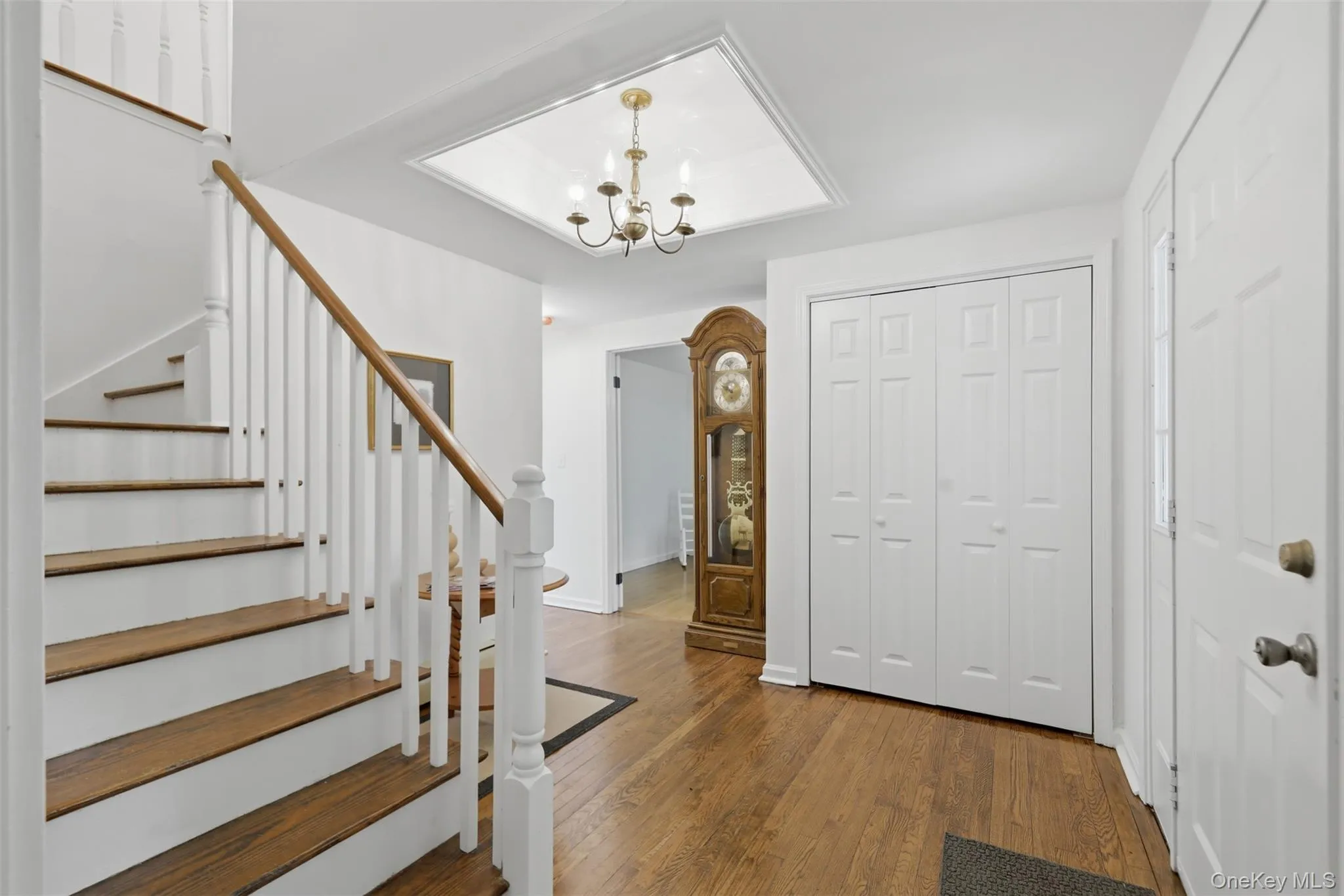 Coat closet and space for your welcome decor! Coat closet and space for your welcome decor!