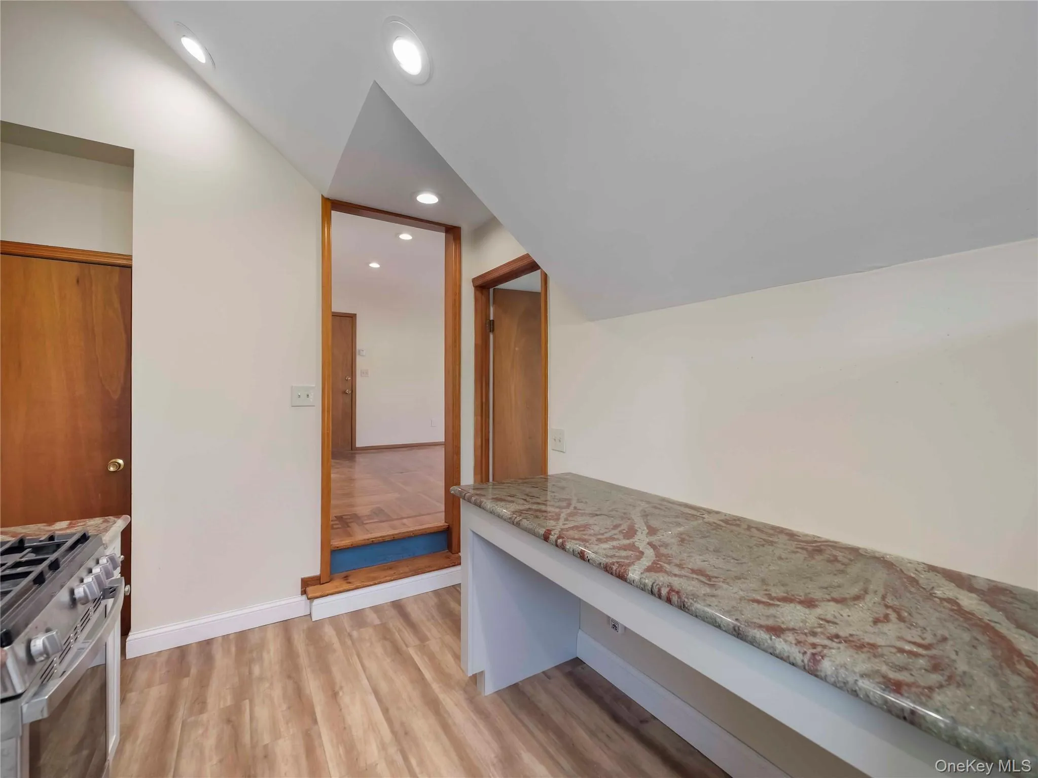 42 Park Avenue, Ramapo, NY, 1 Bedroom Bedrooms, 4 Rooms Rooms,1 BathroomBathrooms,Residential Lease,For Rent,Park,0,925673 42 Park Avenue, Ramapo, NY, 1 Bedroom Bedrooms, 4 Rooms Rooms,1 BathroomBathrooms,Residential Lease,For Rent,Park,0,925673