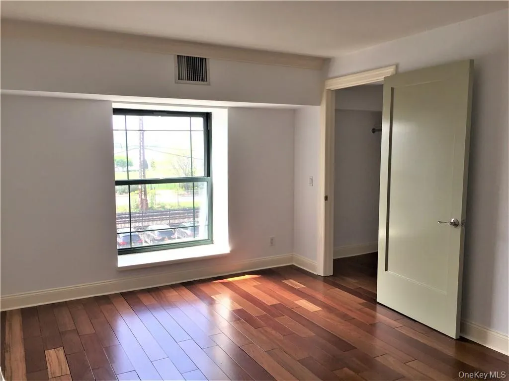 1 Astor Street, Greenburgh, NY, 1 Bedroom Bedrooms, 4 Rooms Rooms,1 BathroomBathrooms,Residential Lease,Idx,Astor,0,925692 1 Astor Street, Greenburgh, NY, 1 Bedroom Bedrooms, 4 Rooms Rooms,1 BathroomBathrooms,Residential Lease,Idx,Astor,0,925692