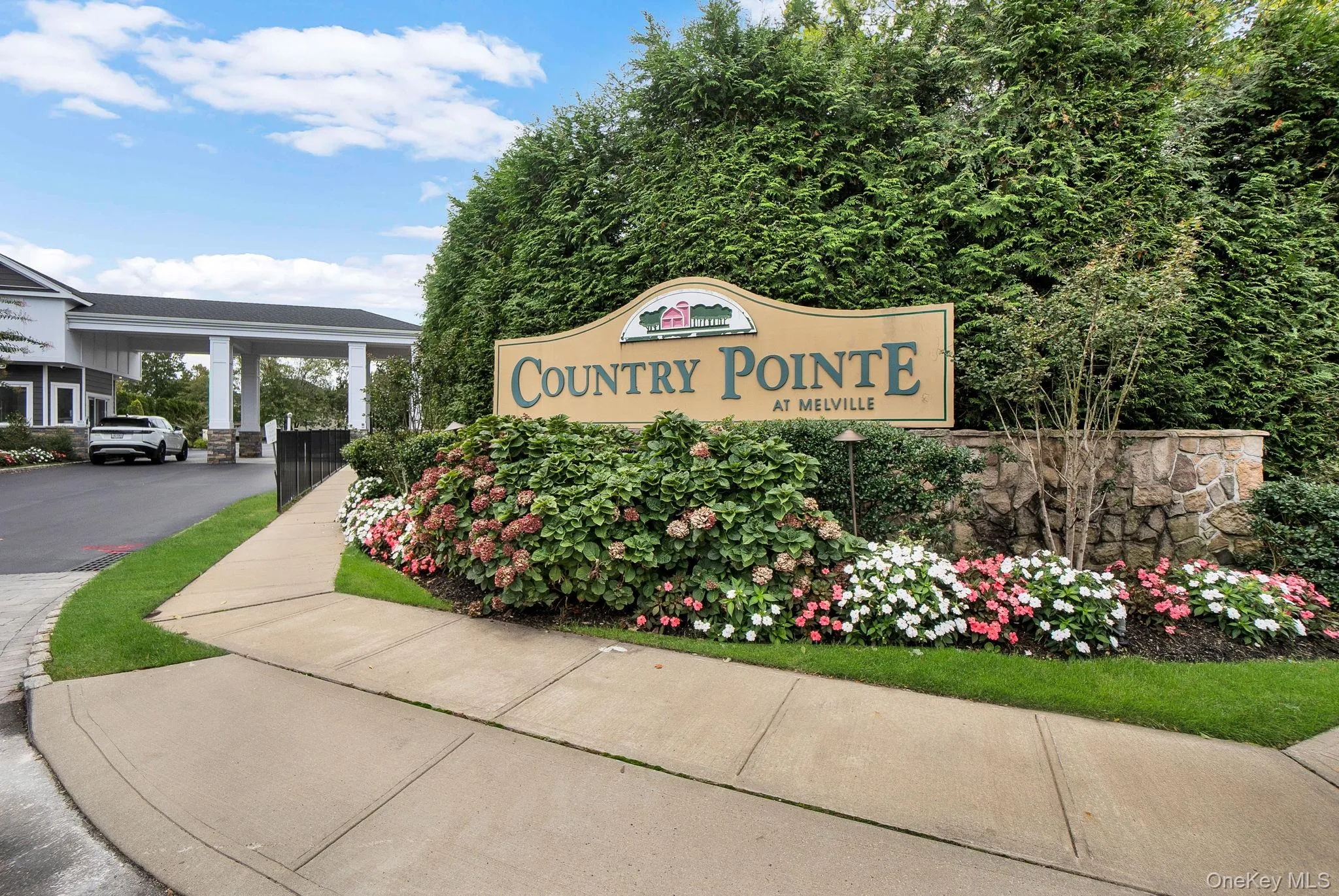 View of community / neighborhood sign View of community / neighborhood sign