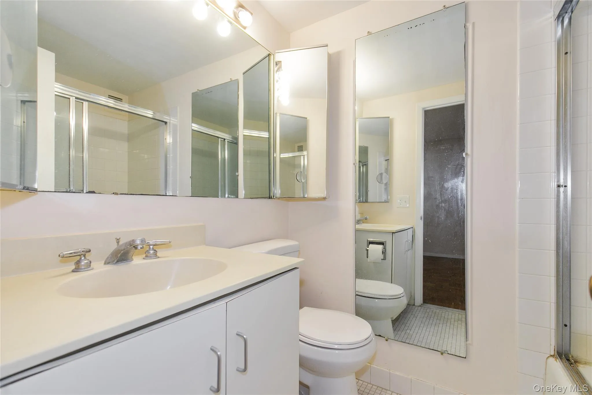 12 BOND Street, North Hempstead, NY, 2 Bedrooms Bedrooms, 5 Rooms Rooms,2 BathroomsBathrooms,Residential Lease,Idx,BOND,0,925774 12 BOND Street, North Hempstead, NY, 2 Bedrooms Bedrooms, 5 Rooms Rooms,2 BathroomsBathrooms,Residential Lease,Idx,BOND,0,925774