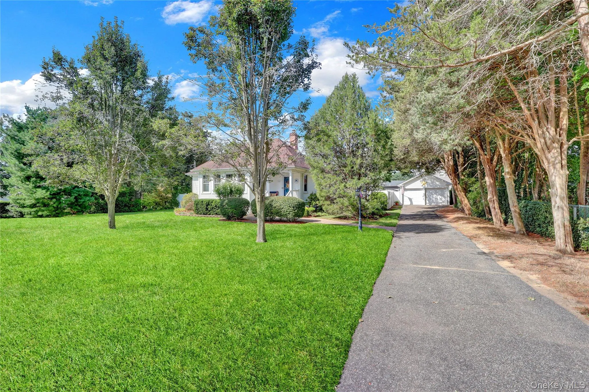1606 Grundy Avenue, Islip, NY, 3 Bedrooms Bedrooms, 6 Rooms Rooms,2 BathroomsBathrooms,Residential,For Rent,Grundy,0,925942 1606 Grundy Avenue, Islip, NY, 3 Bedrooms Bedrooms, 6 Rooms Rooms,2 BathroomsBathrooms,Residential,For Rent,Grundy,0,925942