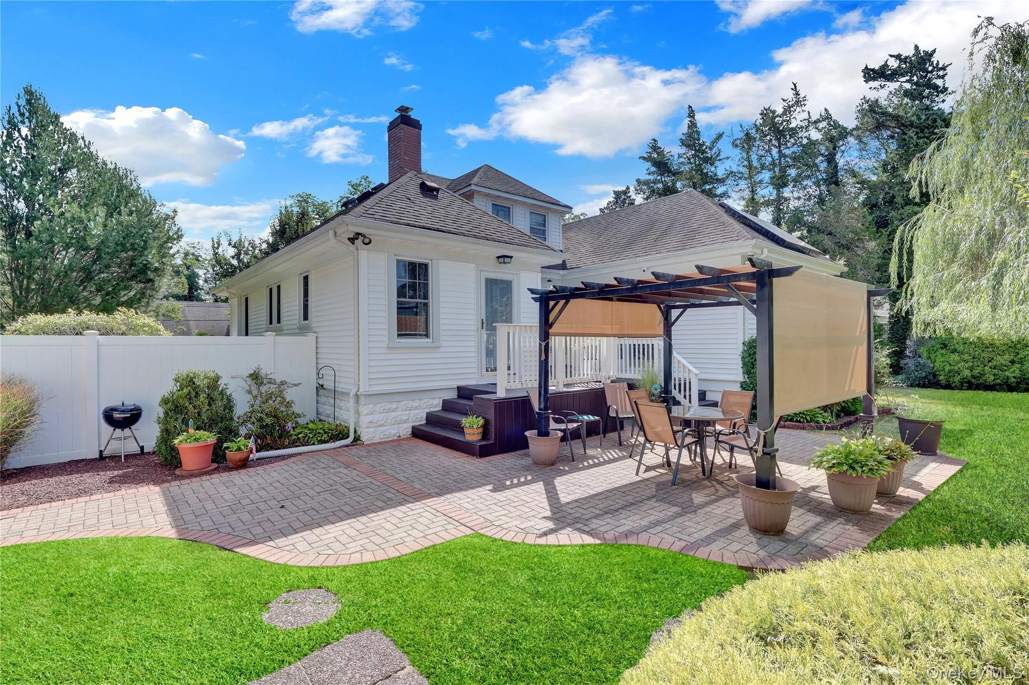 1606 Grundy Avenue, Islip, NY, 3 Bedrooms Bedrooms, 6 Rooms Rooms,2 BathroomsBathrooms,Residential,For Rent,Grundy,0,925942 1606 Grundy Avenue, Islip, NY, 3 Bedrooms Bedrooms, 6 Rooms Rooms,2 BathroomsBathrooms,Residential,For Rent,Grundy,0,925942