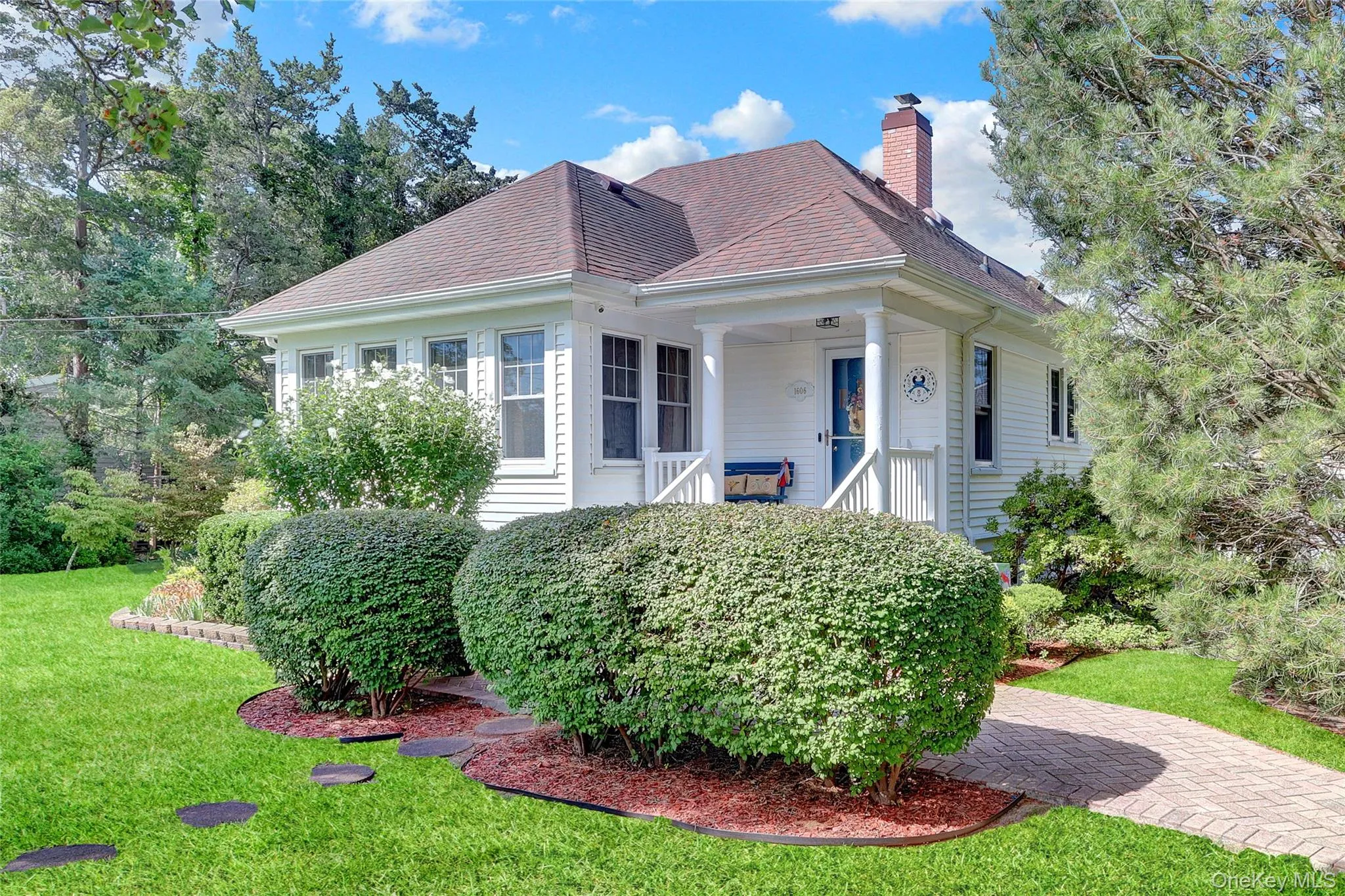 1606 Grundy Avenue, Islip, NY, 3 Bedrooms Bedrooms, 6 Rooms Rooms,2 BathroomsBathrooms,Residential,For Rent,Grundy,0,925942 1606 Grundy Avenue, Islip, NY, 3 Bedrooms Bedrooms, 6 Rooms Rooms,2 BathroomsBathrooms,Residential,For Rent,Grundy,0,925942