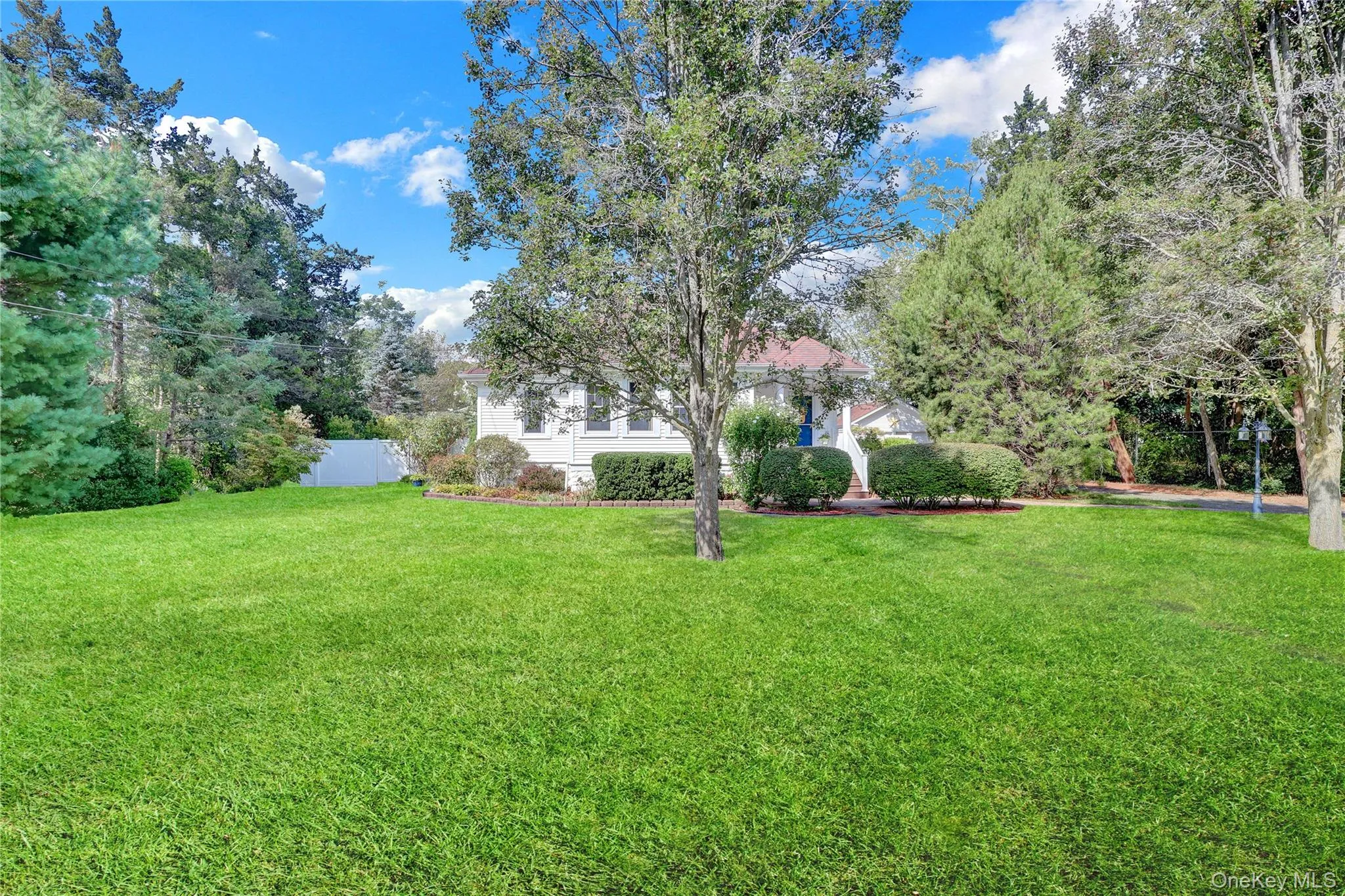 1606 Grundy Avenue, Islip, NY, 3 Bedrooms Bedrooms, 6 Rooms Rooms,2 BathroomsBathrooms,Residential,For Rent,Grundy,0,925942 1606 Grundy Avenue, Islip, NY, 3 Bedrooms Bedrooms, 6 Rooms Rooms,2 BathroomsBathrooms,Residential,For Rent,Grundy,0,925942