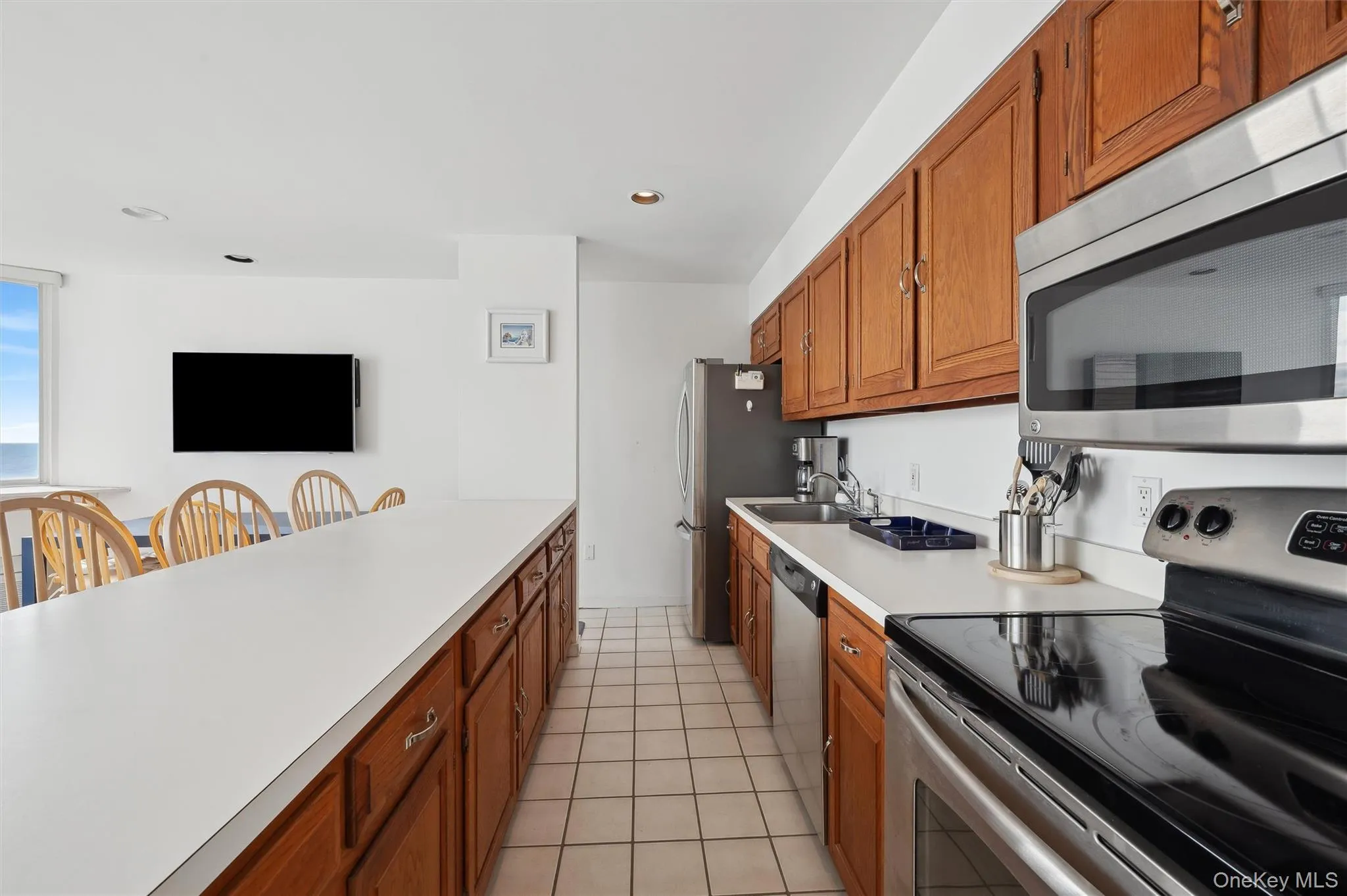 Galley Kitchen Galley Kitchen