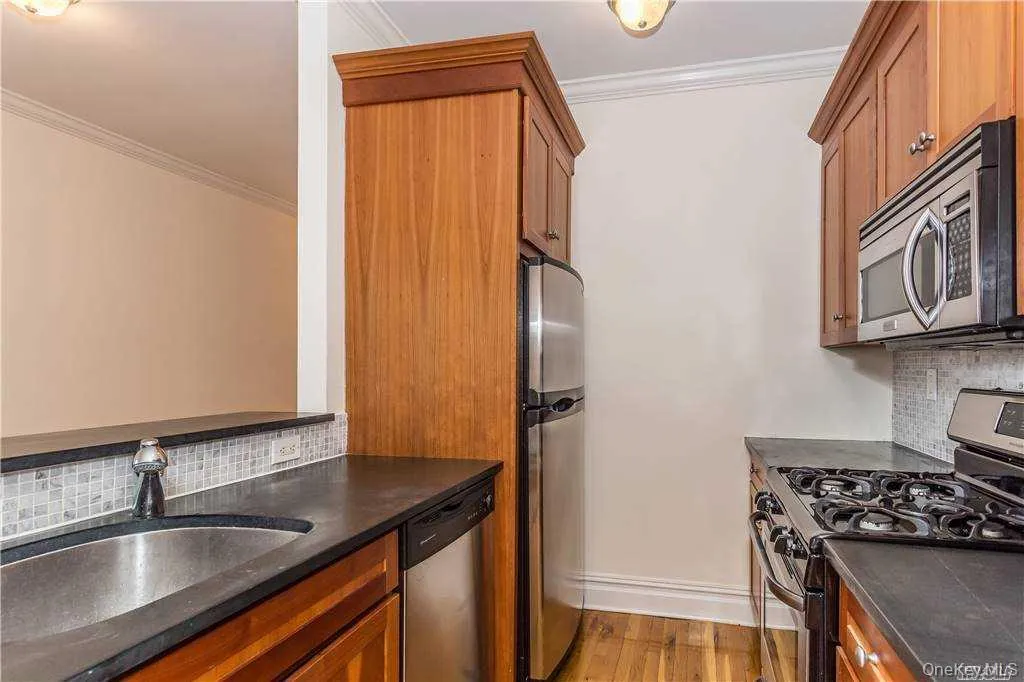 111 7th Street, Hempstead, NY, 2 Bedrooms Bedrooms, 4 Rooms Rooms,2 BathroomsBathrooms,Residential Lease,Idx,7th,0,926129 111 7th Street, Hempstead, NY, 2 Bedrooms Bedrooms, 4 Rooms Rooms,2 BathroomsBathrooms,Residential Lease,Idx,7th,0,926129