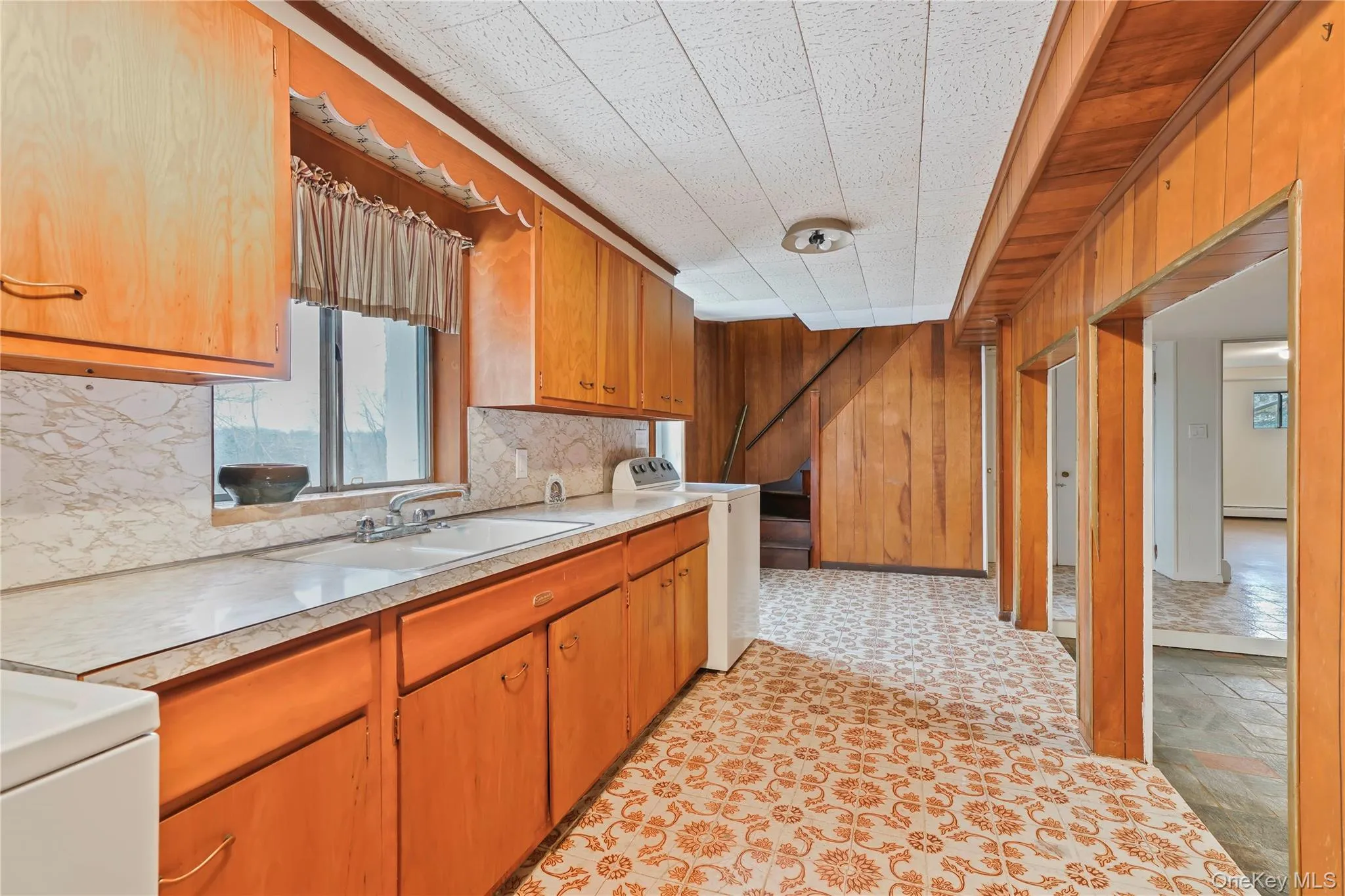 Lower level Kitchen Lower level Kitchen