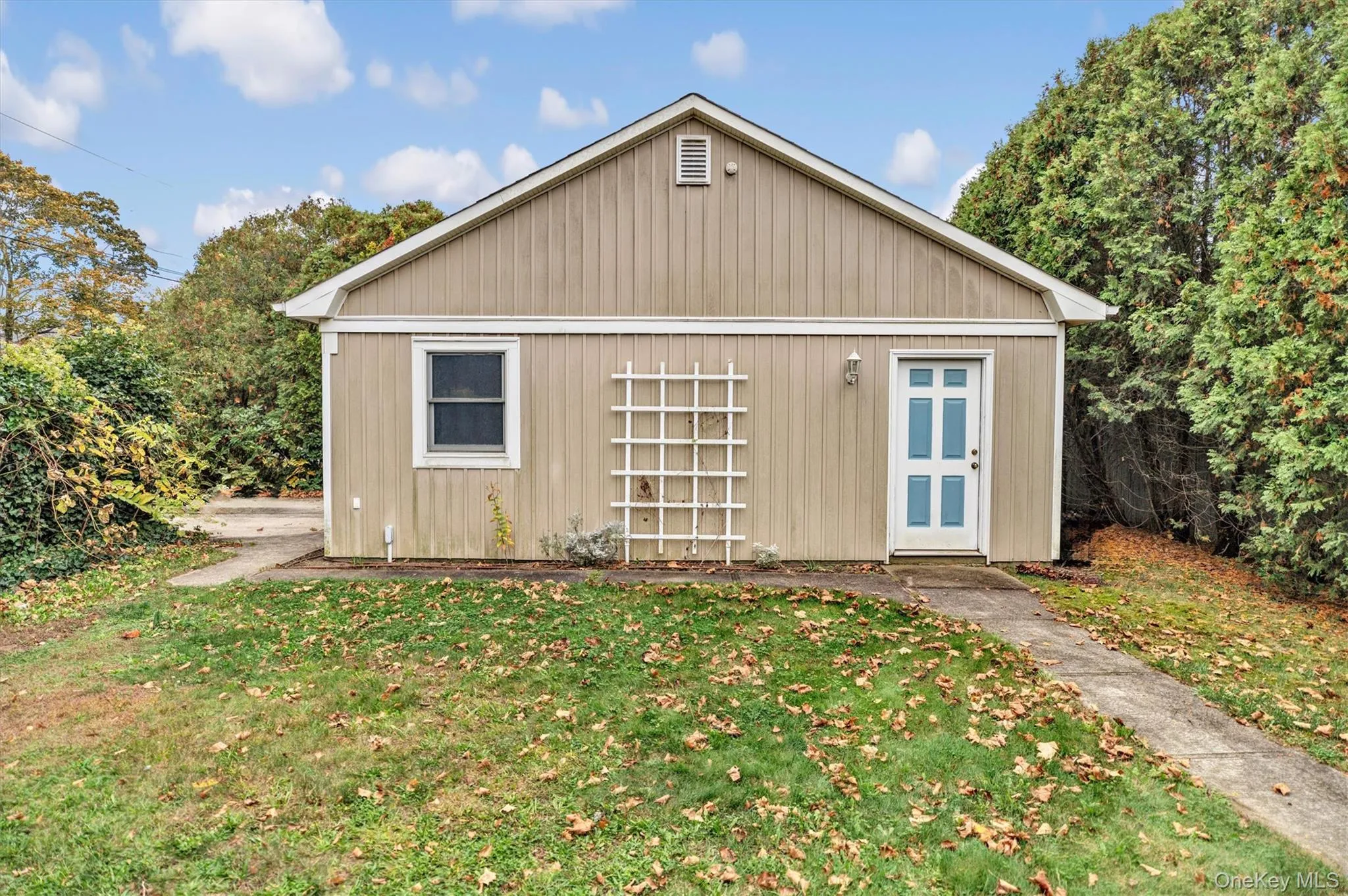 View of outbuilding View of outbuilding