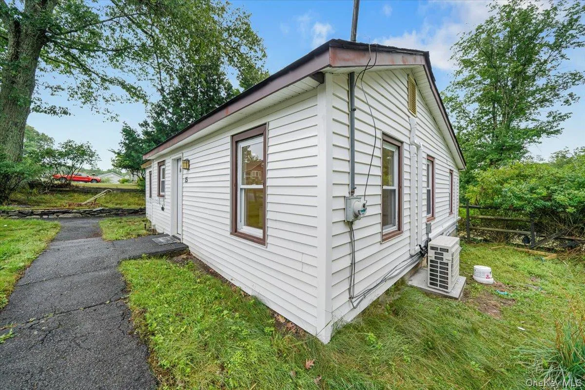 Side view with walkway Side view with walkway