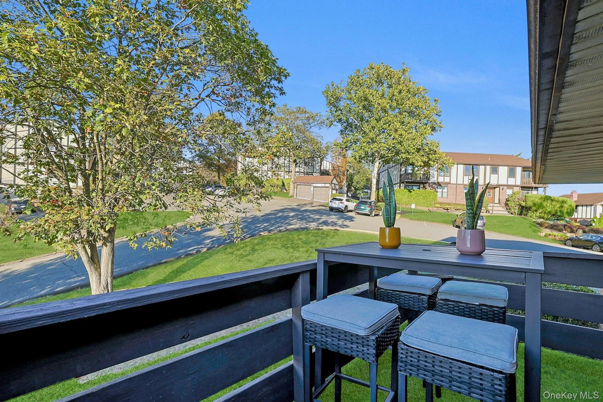 Balcony featuring a residential view Balcony featuring a residential view