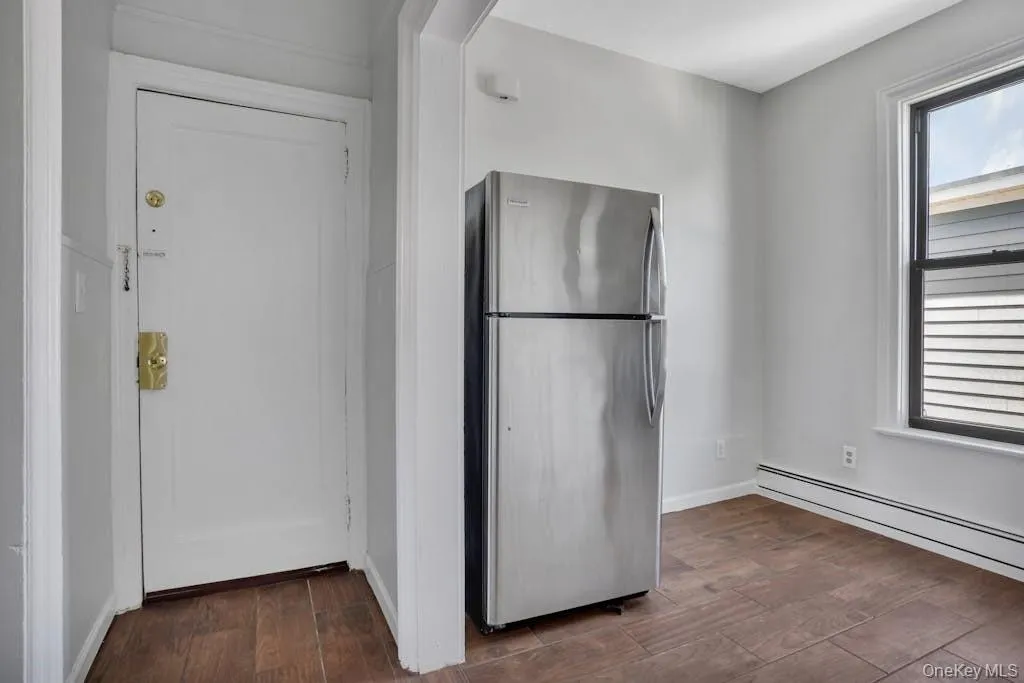 107 Forest Avenue, Hempstead, NY, 2 Bedrooms Bedrooms, 5 Rooms Rooms,1 BathroomBathrooms,Residential Lease,Idx,Forest,0,926368 107 Forest Avenue, Hempstead, NY, 2 Bedrooms Bedrooms, 5 Rooms Rooms,1 BathroomBathrooms,Residential Lease,Idx,Forest,0,926368