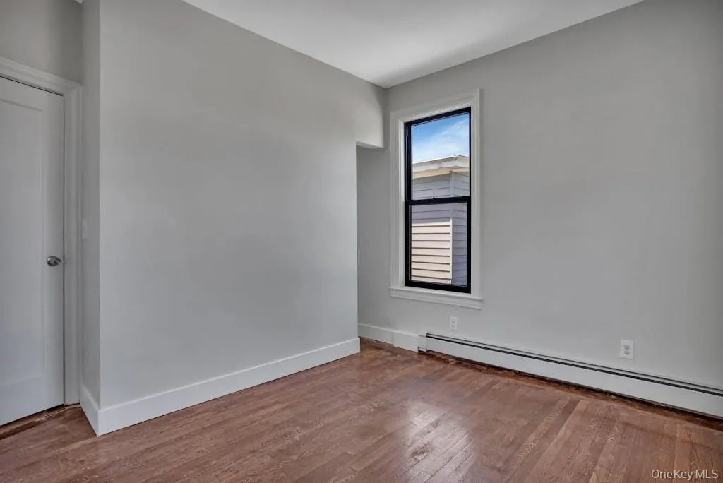 107 Forest Avenue, Hempstead, NY, 2 Bedrooms Bedrooms, 5 Rooms Rooms,1 BathroomBathrooms,Residential Lease,Idx,Forest,0,926368 107 Forest Avenue, Hempstead, NY, 2 Bedrooms Bedrooms, 5 Rooms Rooms,1 BathroomBathrooms,Residential Lease,Idx,Forest,0,926368