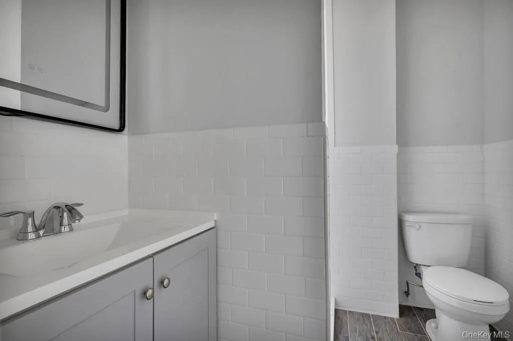 107 Forest Avenue, Hempstead, NY, 2 Bedrooms Bedrooms, 5 Rooms Rooms,1 BathroomBathrooms,Residential Lease,Idx,Forest,0,926368 107 Forest Avenue, Hempstead, NY, 2 Bedrooms Bedrooms, 5 Rooms Rooms,1 BathroomBathrooms,Residential Lease,Idx,Forest,0,926368