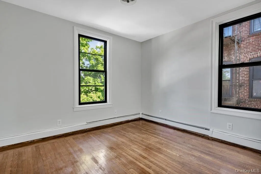 107 Forest Avenue, Hempstead, NY, 2 Bedrooms Bedrooms, 5 Rooms Rooms,1 BathroomBathrooms,Residential Lease,Idx,Forest,0,926368 107 Forest Avenue, Hempstead, NY, 2 Bedrooms Bedrooms, 5 Rooms Rooms,1 BathroomBathrooms,Residential Lease,Idx,Forest,0,926368