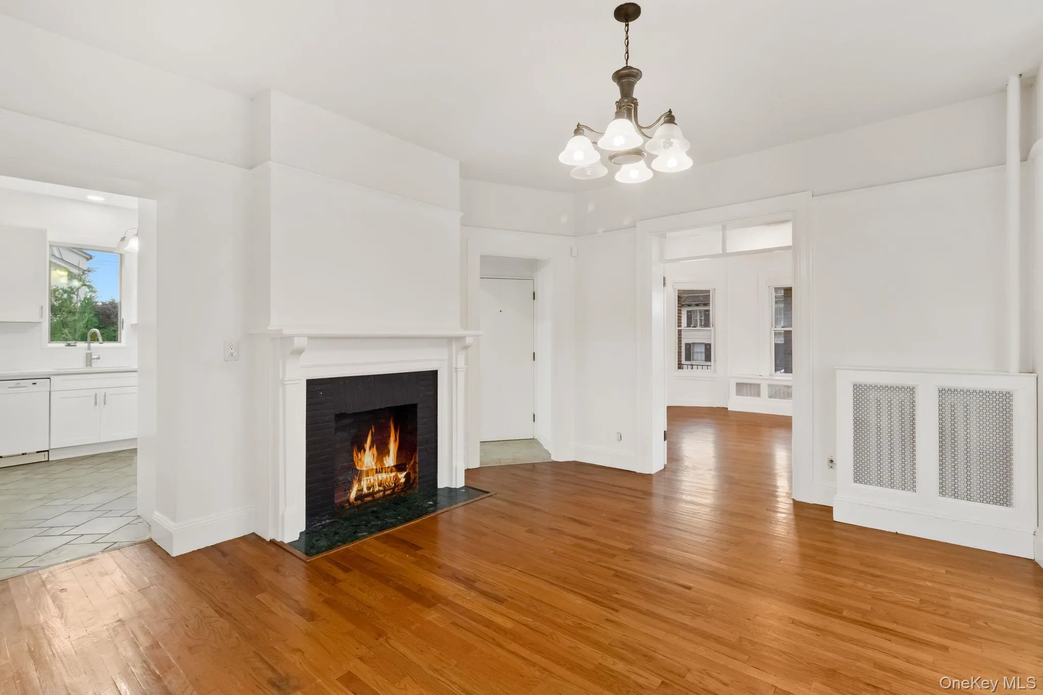13 Hanford Street, New Rochelle, NY, 1 Bedroom Bedrooms, 3 Rooms Rooms,1 BathroomBathrooms,Residential Lease,Idx,Hanford,0,926378 13 Hanford Street, New Rochelle, NY, 1 Bedroom Bedrooms, 3 Rooms Rooms,1 BathroomBathrooms,Residential Lease,Idx,Hanford,0,926378