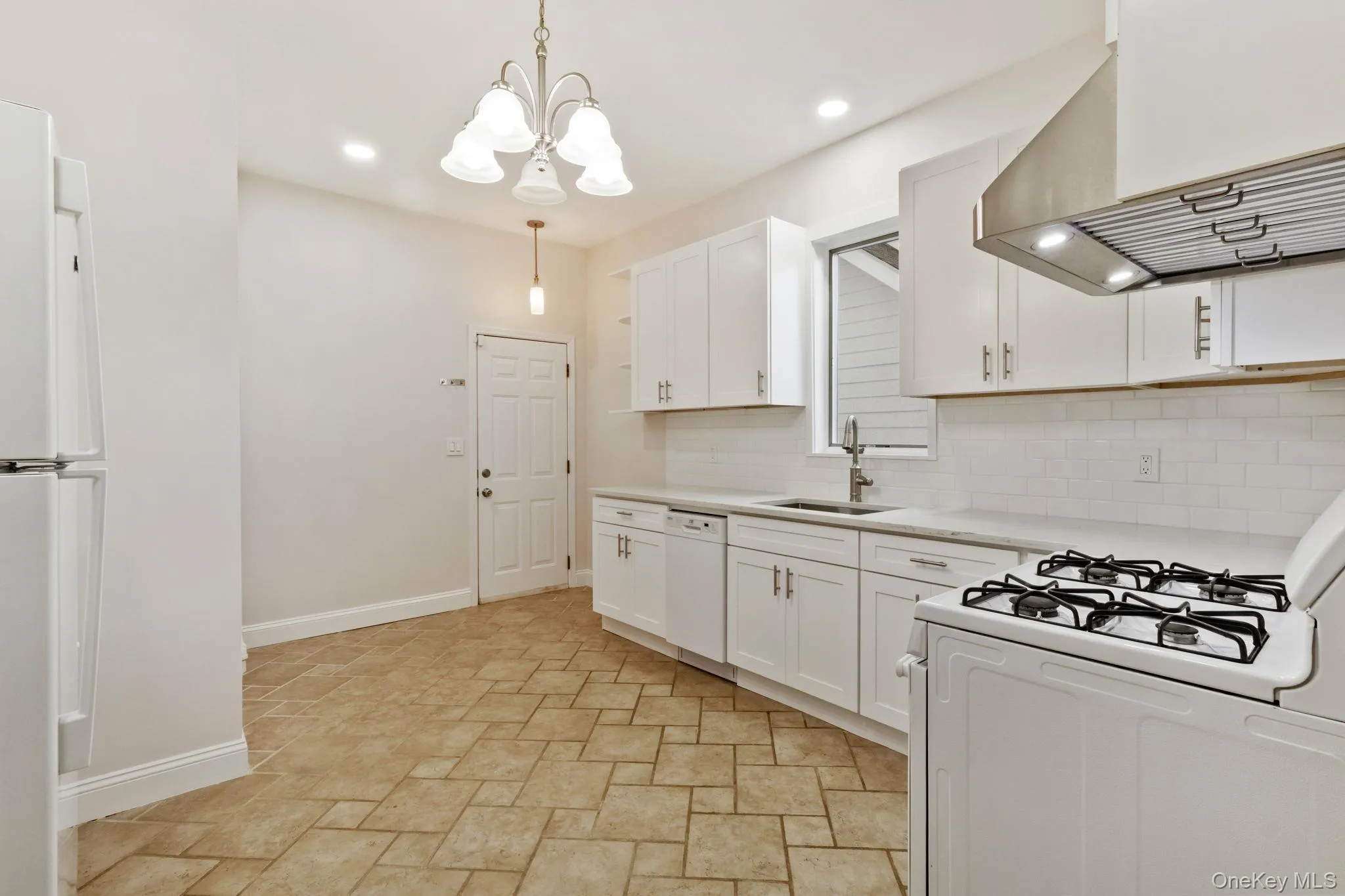 13 Hanford Street, New Rochelle, NY, 1 Bedroom Bedrooms, 3 Rooms Rooms,1 BathroomBathrooms,Residential Lease,Idx,Hanford,0,926378 13 Hanford Street, New Rochelle, NY, 1 Bedroom Bedrooms, 3 Rooms Rooms,1 BathroomBathrooms,Residential Lease,Idx,Hanford,0,926378