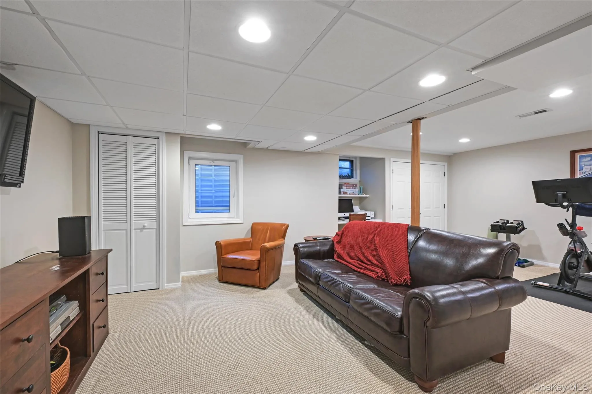 9 North Quarter Road, Southampton, NY, 3 Bedrooms Bedrooms, 6 Rooms Rooms,2 BathroomsBathrooms,Residential Lease,Idx,North Quarter,0,926403 9 North Quarter Road, Southampton, NY, 3 Bedrooms Bedrooms, 6 Rooms Rooms,2 BathroomsBathrooms,Residential Lease,Idx,North Quarter,0,926403