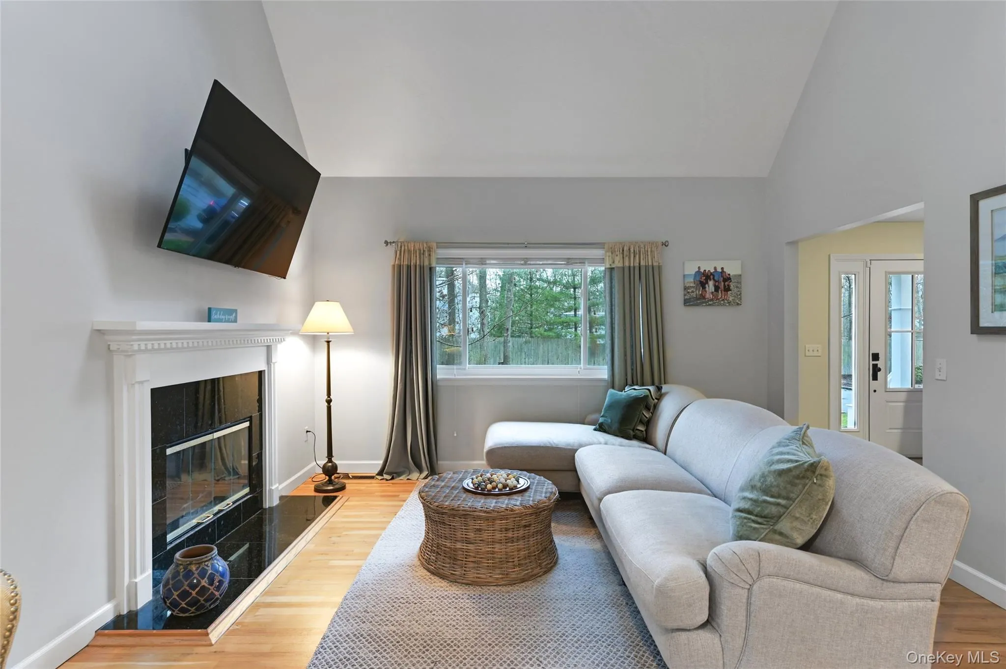 9 North Quarter Road, Southampton, NY, 3 Bedrooms Bedrooms, 6 Rooms Rooms,2 BathroomsBathrooms,Residential Lease,Idx,North Quarter,0,926403 9 North Quarter Road, Southampton, NY, 3 Bedrooms Bedrooms, 6 Rooms Rooms,2 BathroomsBathrooms,Residential Lease,Idx,North Quarter,0,926403