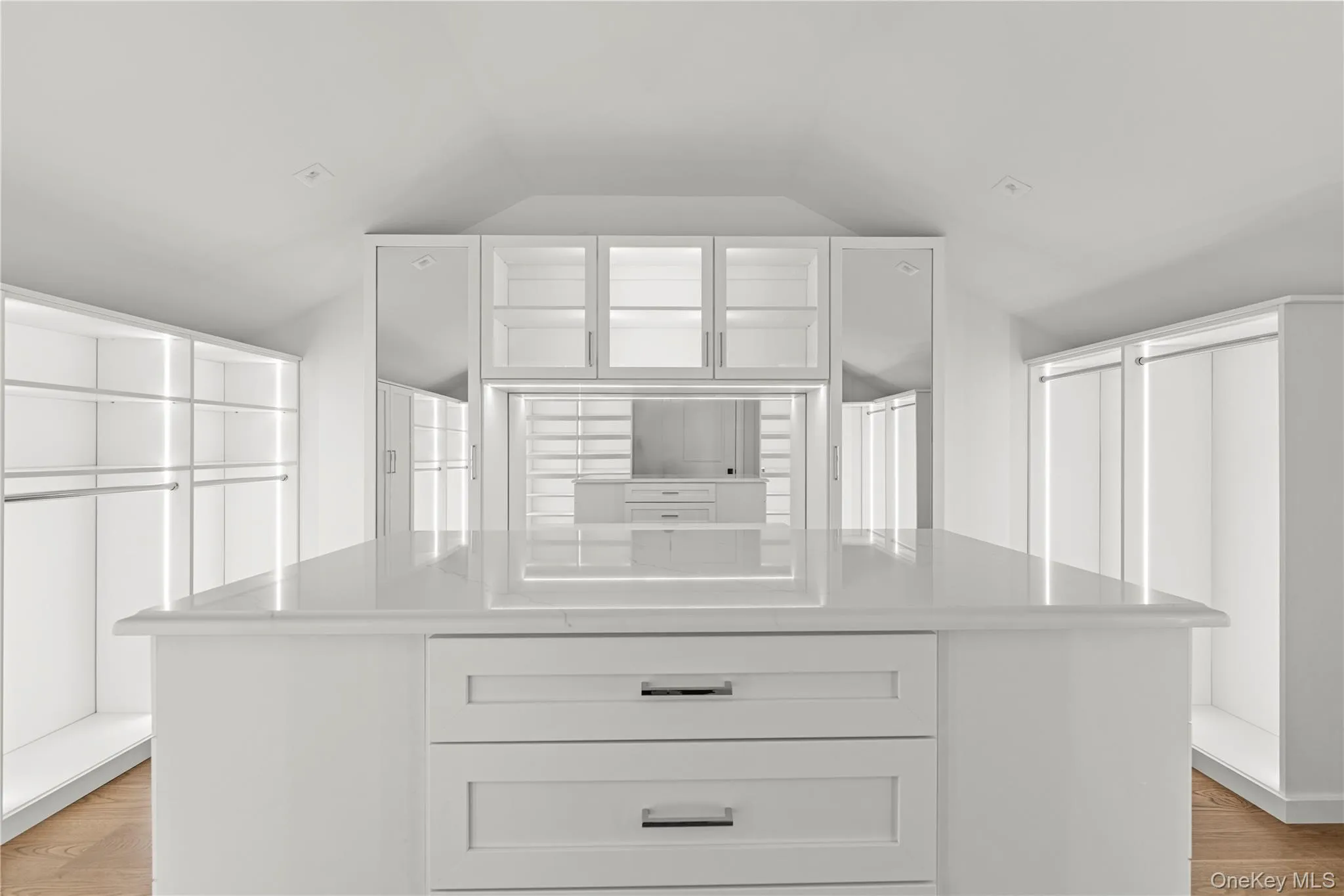 5 Michaels Way, Southampton, NY, 7 Bedrooms Bedrooms, 16 Rooms Rooms,10 BathroomsBathrooms,Residential,For Rent,Michaels,0,KEY926441 5 Michaels Way, Southampton, NY, 7 Bedrooms Bedrooms, 16 Rooms Rooms,10 BathroomsBathrooms,Residential,For Rent,Michaels,0,KEY926441