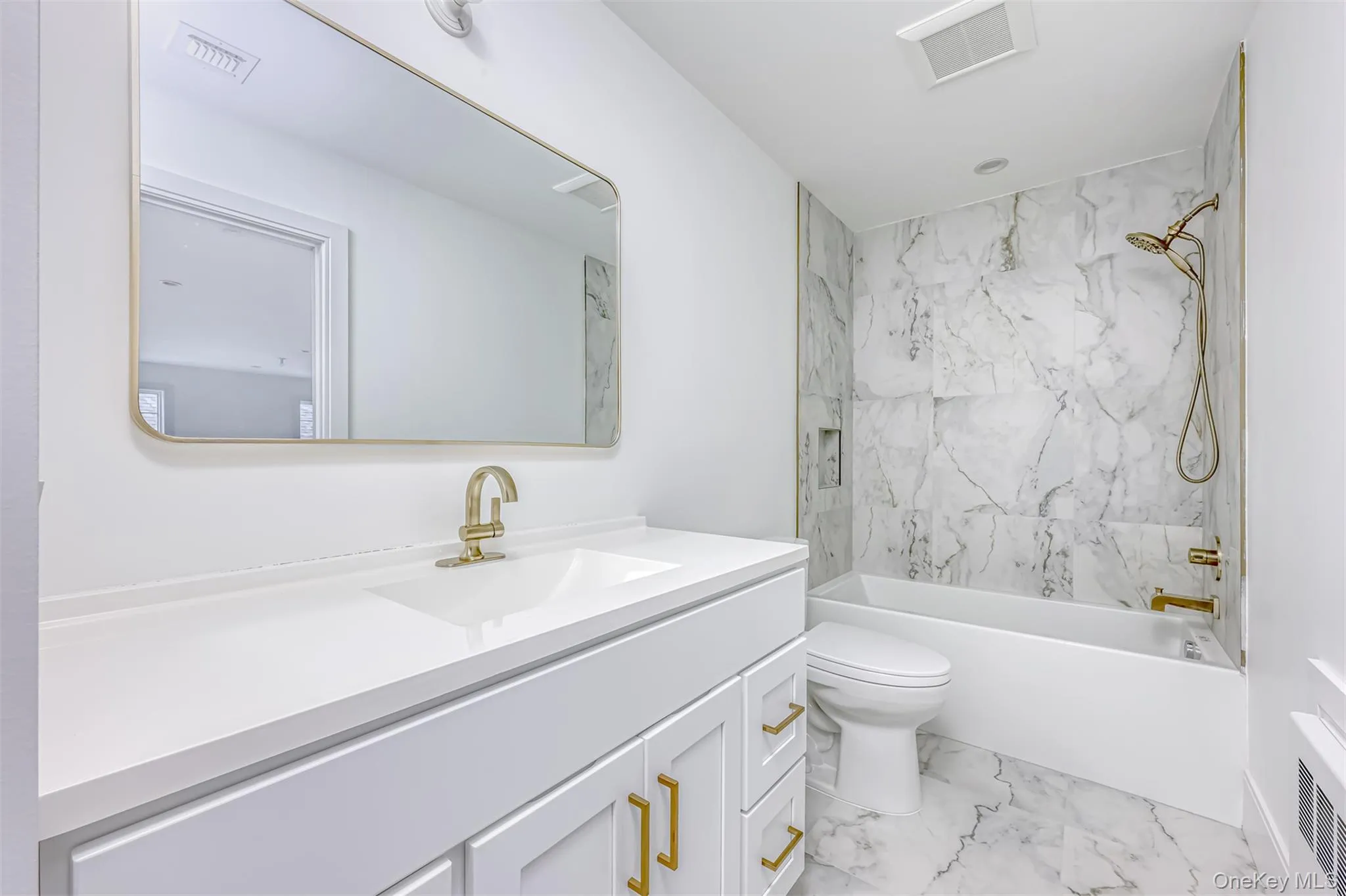 16 Silverwood Circle, Ramapo, NY, 2 Bedrooms Bedrooms, 10 Rooms Rooms,2 BathroomsBathrooms,Residential,For Rent,Silverwood,0,926445 16 Silverwood Circle, Ramapo, NY, 2 Bedrooms Bedrooms, 10 Rooms Rooms,2 BathroomsBathrooms,Residential,For Rent,Silverwood,0,926445