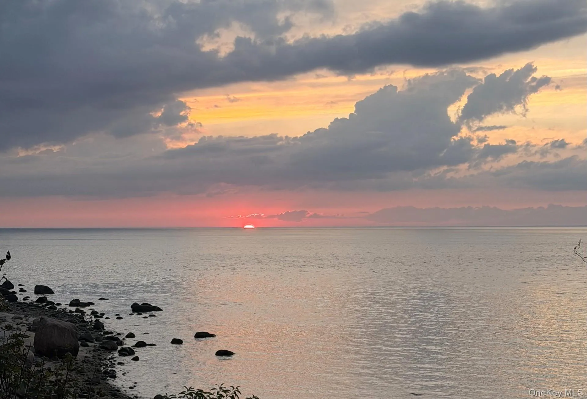 28 (aka 710) Sound Road, Southold, NY, 3 Bedrooms Bedrooms, 8 Rooms Rooms,3 BathroomsBathrooms,Residential,For Rent,Sound,0,926613 28 (aka 710) Sound Road, Southold, NY, 3 Bedrooms Bedrooms, 8 Rooms Rooms,3 BathroomsBathrooms,Residential,For Rent,Sound,0,926613