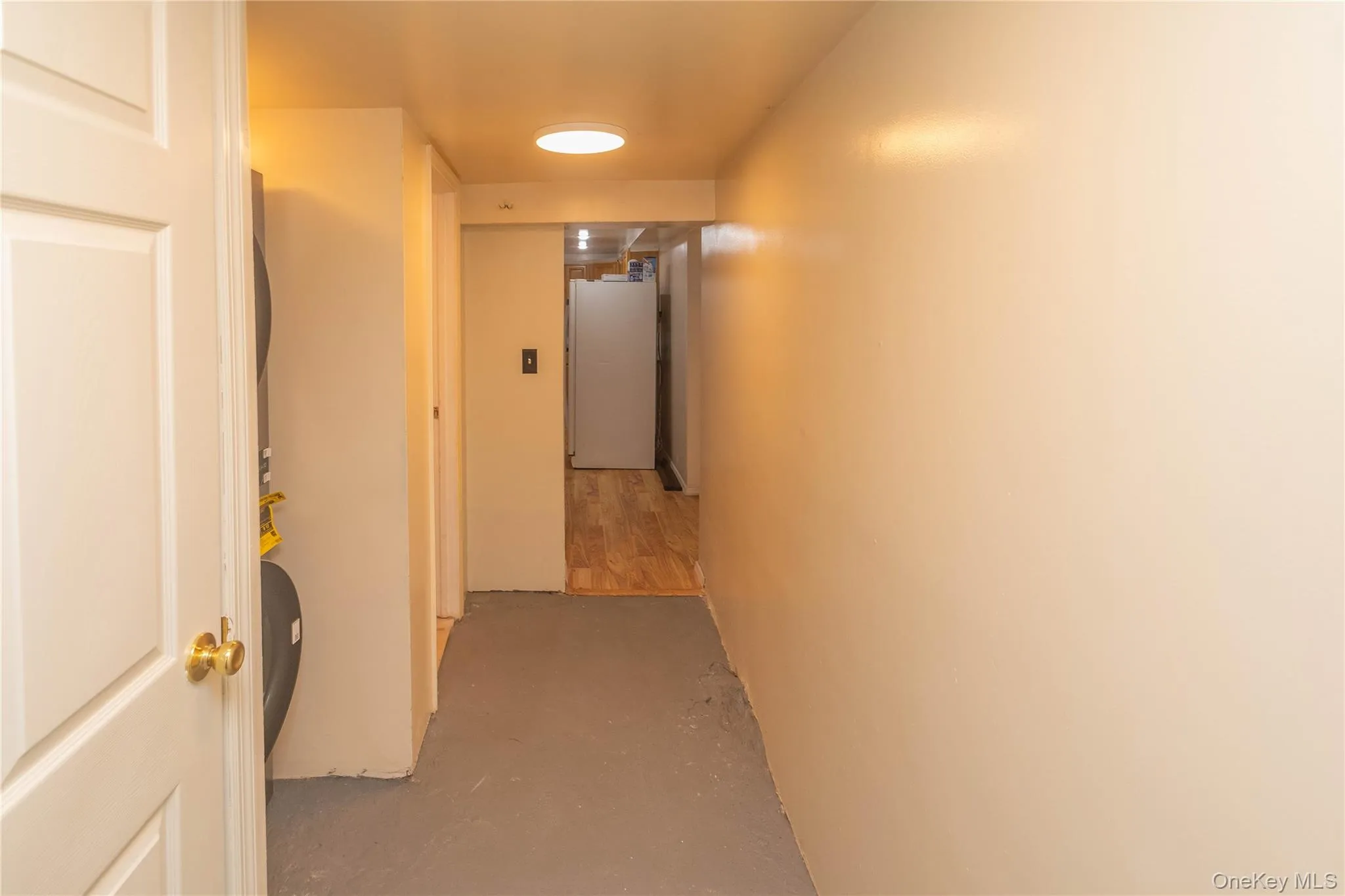 Corridor with concrete flooring Corridor with concrete flooring