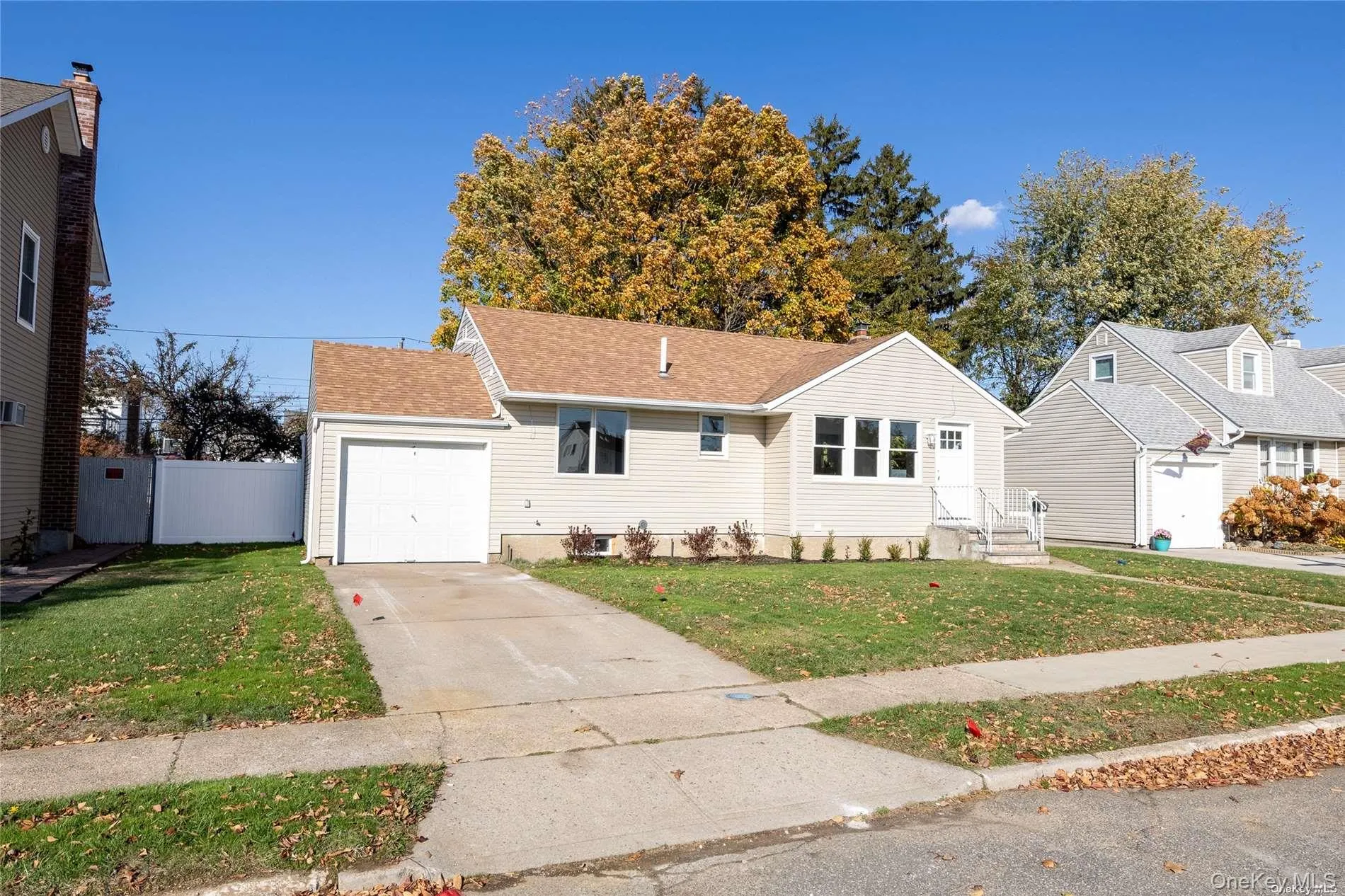 24 Woodbine Drive, Oyster Bay, NY, 3 Bedrooms Bedrooms, 6 Rooms Rooms,2 BathroomsBathrooms,Residential Lease,Idx,Woodbine,0,926815 24 Woodbine Drive, Oyster Bay, NY, 3 Bedrooms Bedrooms, 6 Rooms Rooms,2 BathroomsBathrooms,Residential Lease,Idx,Woodbine,0,926815