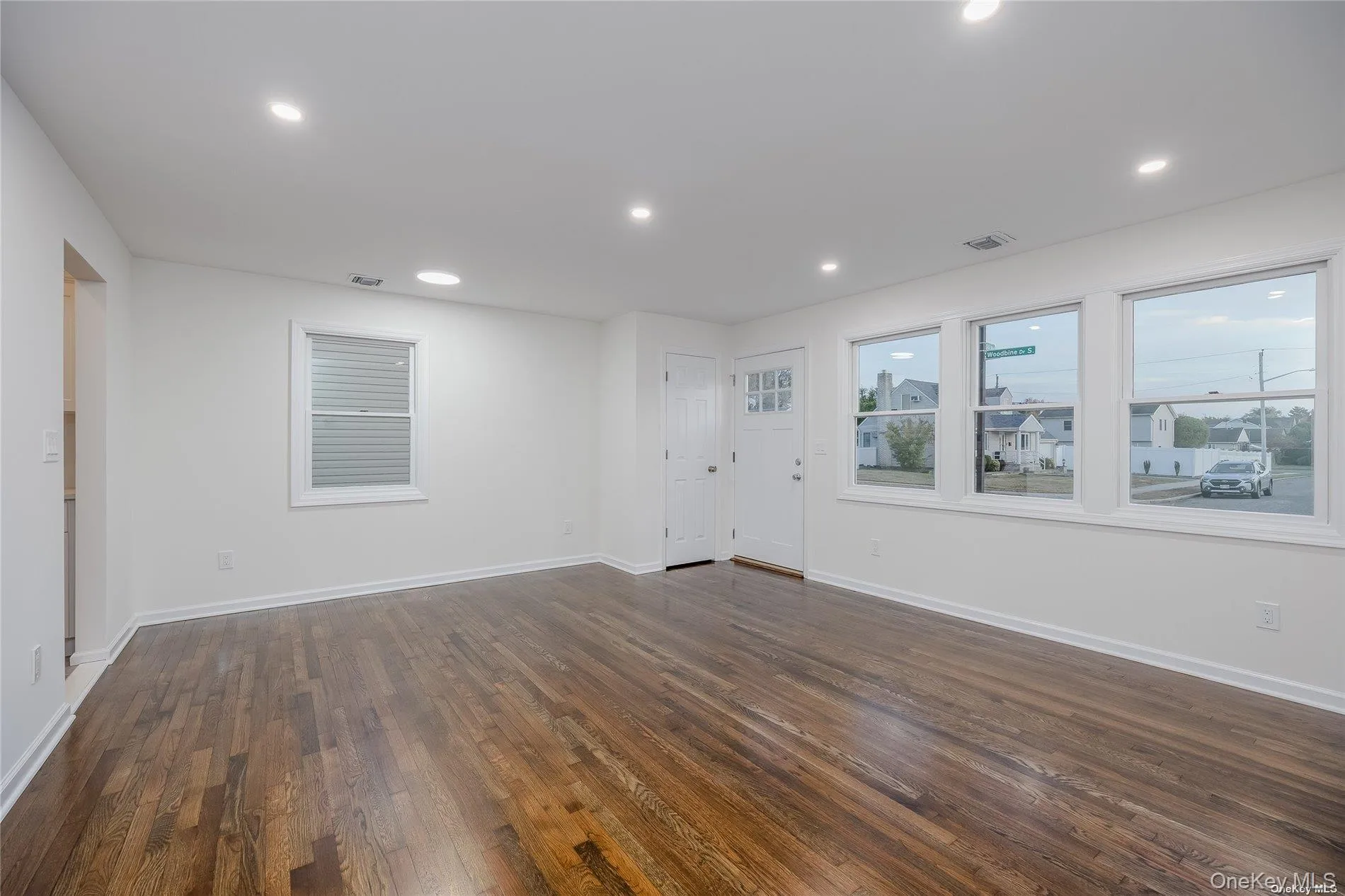 24 Woodbine Drive, Oyster Bay, NY, 3 Bedrooms Bedrooms, 6 Rooms Rooms,2 BathroomsBathrooms,Residential Lease,Idx,Woodbine,0,926815 24 Woodbine Drive, Oyster Bay, NY, 3 Bedrooms Bedrooms, 6 Rooms Rooms,2 BathroomsBathrooms,Residential Lease,Idx,Woodbine,0,926815