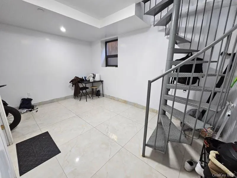 108-38 41 Avenue, New York, NY, 2 Bedrooms Bedrooms, 4 Rooms Rooms,1 BathroomBathrooms,Residential Sale,For Rent,41,0,926841 108-38 41 Avenue, New York, NY, 2 Bedrooms Bedrooms, 4 Rooms Rooms,1 BathroomBathrooms,Residential Sale,For Rent,41,0,926841