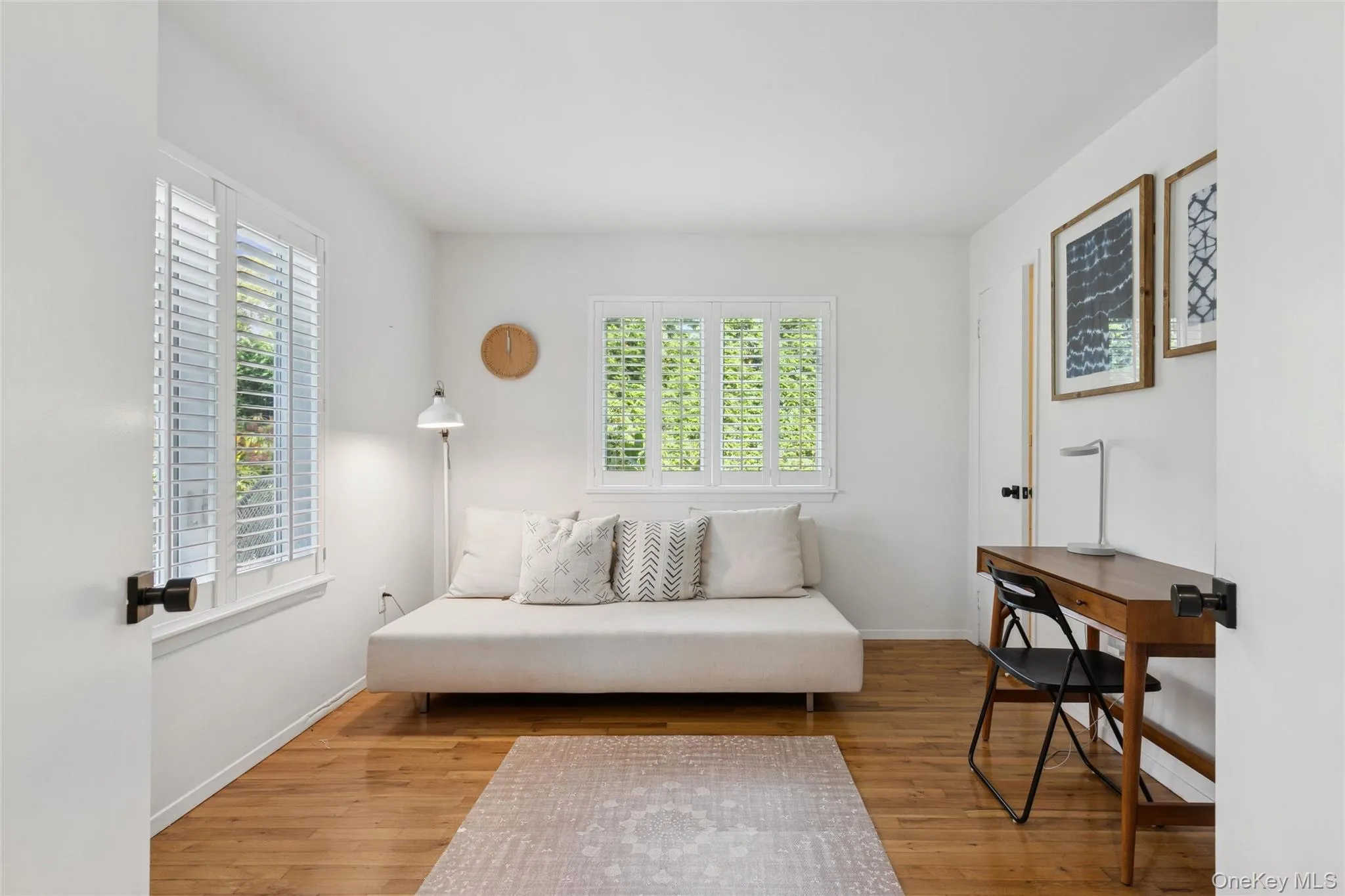 Bedroom/Den Bedroom/Den