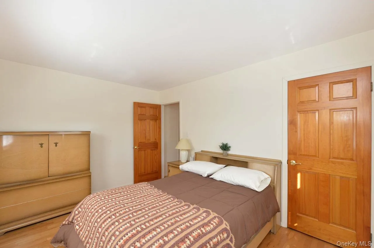 13 Park Terrace, Clarkstown, NY, 4 Bedrooms Bedrooms, 8 Rooms Rooms,2 BathroomsBathrooms,Residential Lease,Idx,Park,0,926912 13 Park Terrace, Clarkstown, NY, 4 Bedrooms Bedrooms, 8 Rooms Rooms,2 BathroomsBathrooms,Residential Lease,Idx,Park,0,926912