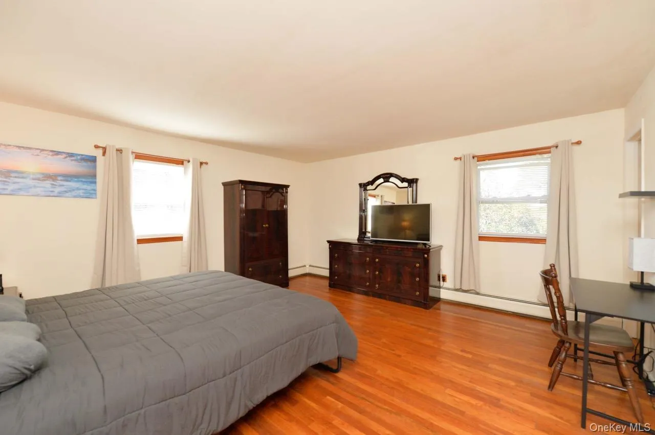 13 Park Terrace, Clarkstown, NY, 4 Bedrooms Bedrooms, 8 Rooms Rooms,2 BathroomsBathrooms,Residential Lease,Idx,Park,0,926912 13 Park Terrace, Clarkstown, NY, 4 Bedrooms Bedrooms, 8 Rooms Rooms,2 BathroomsBathrooms,Residential Lease,Idx,Park,0,926912