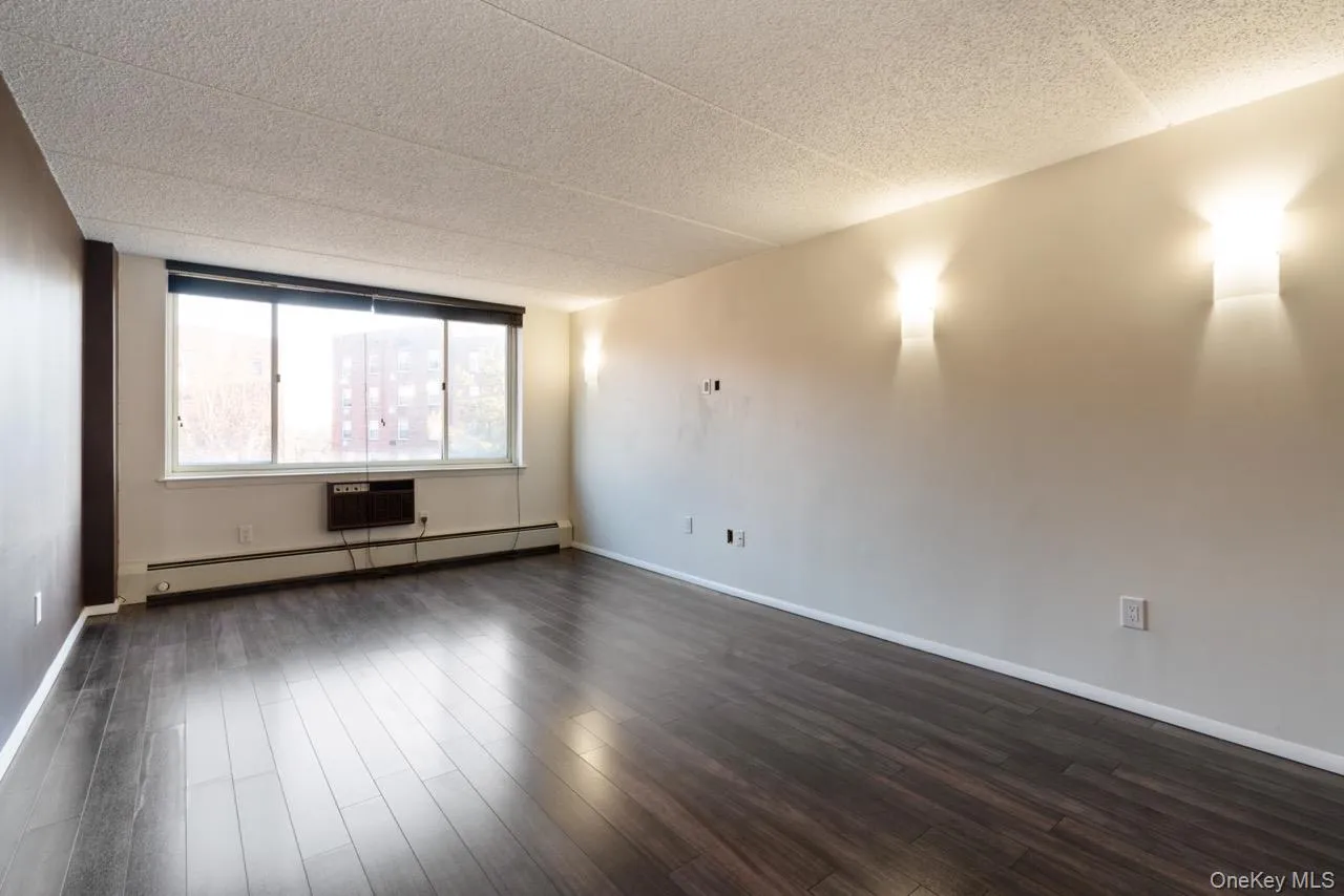 703 Pelham Road, New Rochelle, NY, 1 Bedroom Bedrooms, 3 Rooms Rooms,1 BathroomBathrooms,Residential Lease,Idx,Pelham,0,926978 703 Pelham Road, New Rochelle, NY, 1 Bedroom Bedrooms, 3 Rooms Rooms,1 BathroomBathrooms,Residential Lease,Idx,Pelham,0,926978