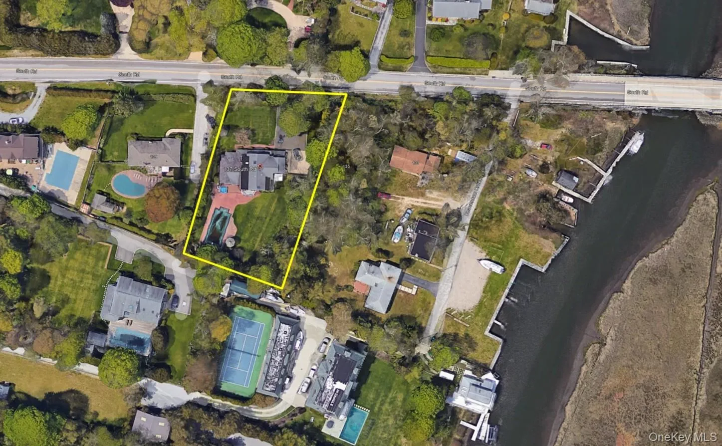 137 South Road, Southampton, NY, 5 Bedrooms Bedrooms, 10 Rooms Rooms,3 BathroomsBathrooms,Residential,For Rent,South,0,927095 137 South Road, Southampton, NY, 5 Bedrooms Bedrooms, 10 Rooms Rooms,3 BathroomsBathrooms,Residential,For Rent,South,0,927095
