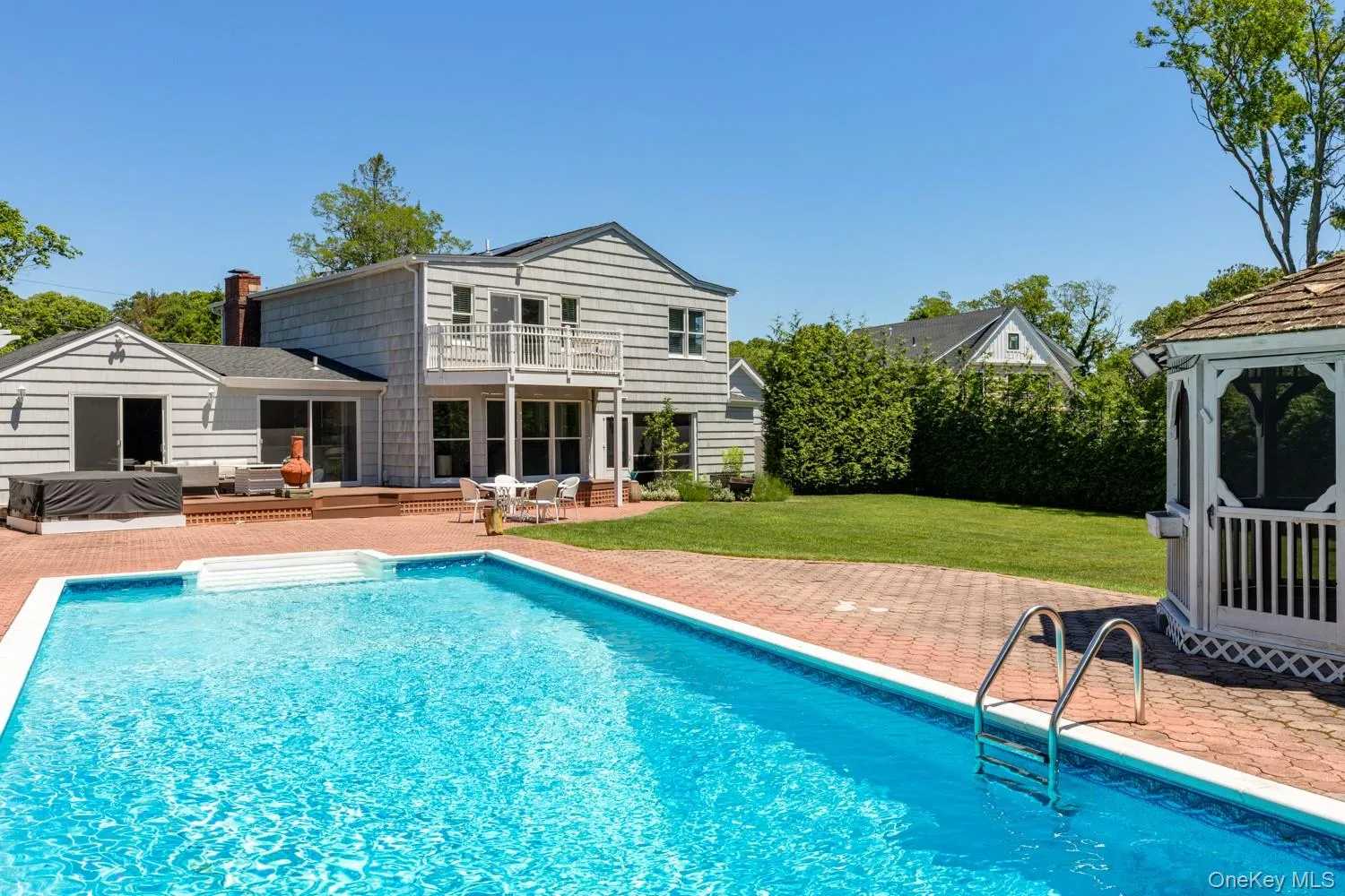 137 South Road, Southampton, NY, 5 Bedrooms Bedrooms, 10 Rooms Rooms,3 BathroomsBathrooms,Residential,For Rent,South,0,927095 137 South Road, Southampton, NY, 5 Bedrooms Bedrooms, 10 Rooms Rooms,3 BathroomsBathrooms,Residential,For Rent,South,0,927095
