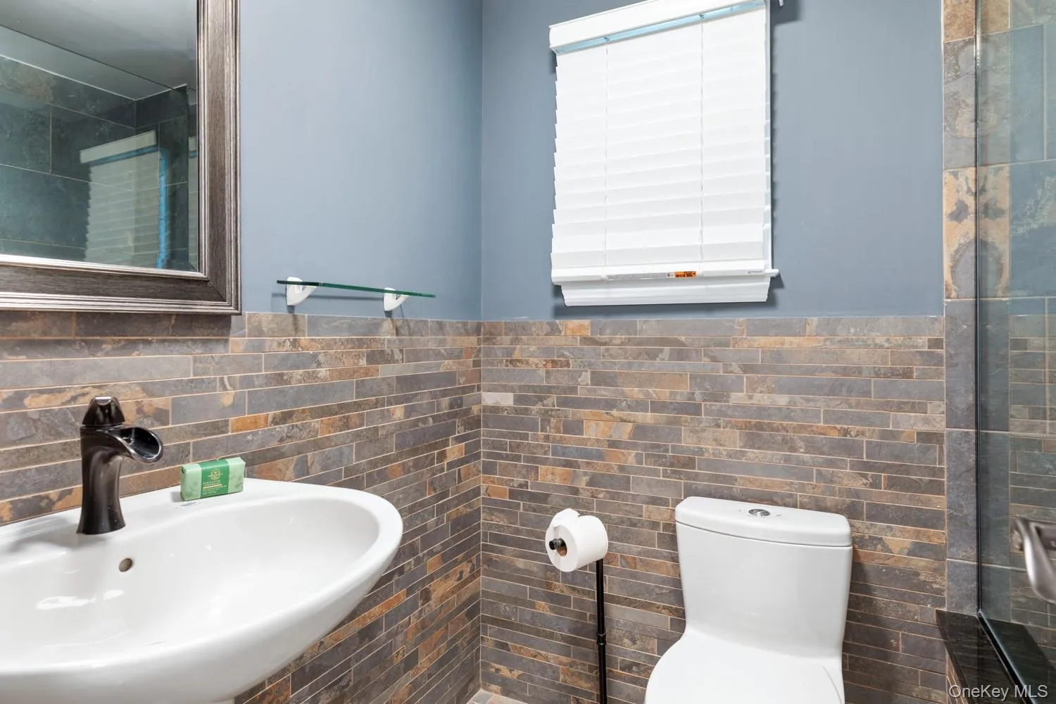 137 South Road, Southampton, NY, 5 Bedrooms Bedrooms, 10 Rooms Rooms,3 BathroomsBathrooms,Residential,For Rent,South,0,927095 137 South Road, Southampton, NY, 5 Bedrooms Bedrooms, 10 Rooms Rooms,3 BathroomsBathrooms,Residential,For Rent,South,0,927095