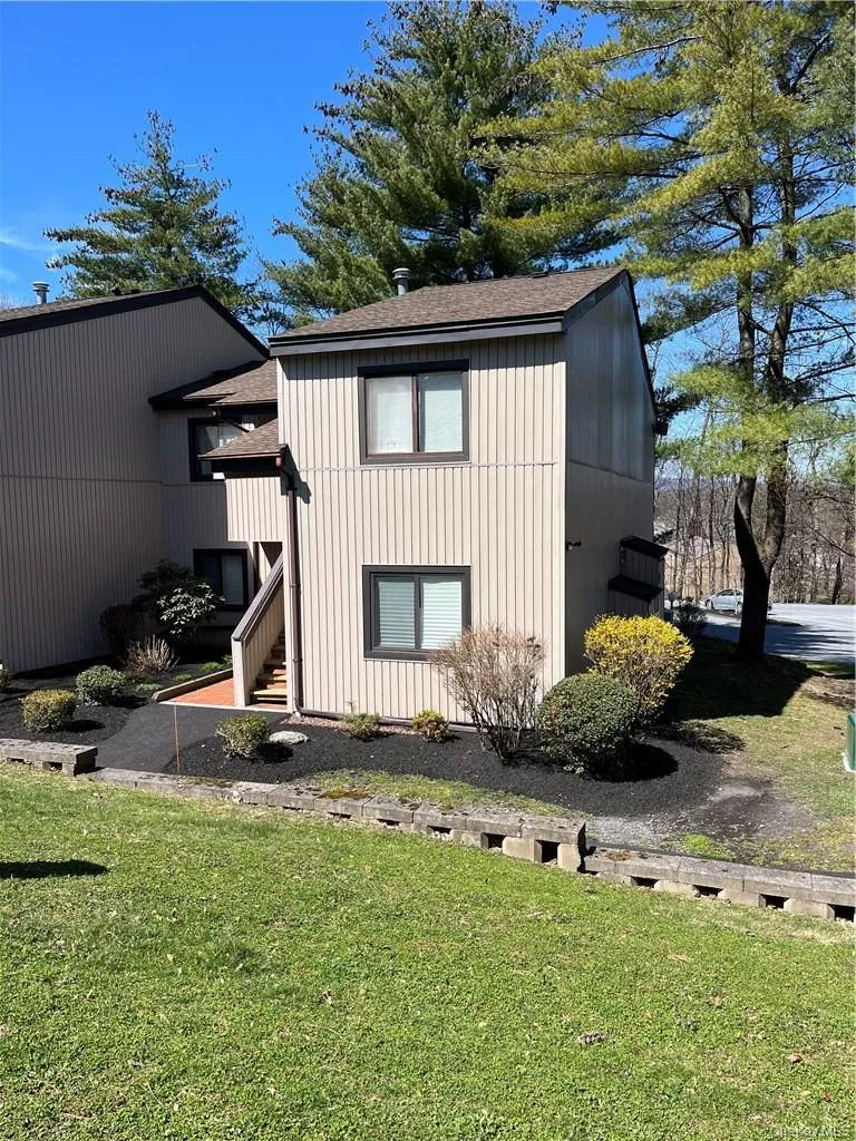 2905 Fox Lane, Poughkeepsie, NY, 2 Bedrooms Bedrooms, 5 Rooms Rooms,2 BathroomsBathrooms,Residential Lease,Idx,Fox,0,927126 2905 Fox Lane, Poughkeepsie, NY, 2 Bedrooms Bedrooms, 5 Rooms Rooms,2 BathroomsBathrooms,Residential Lease,Idx,Fox,0,927126