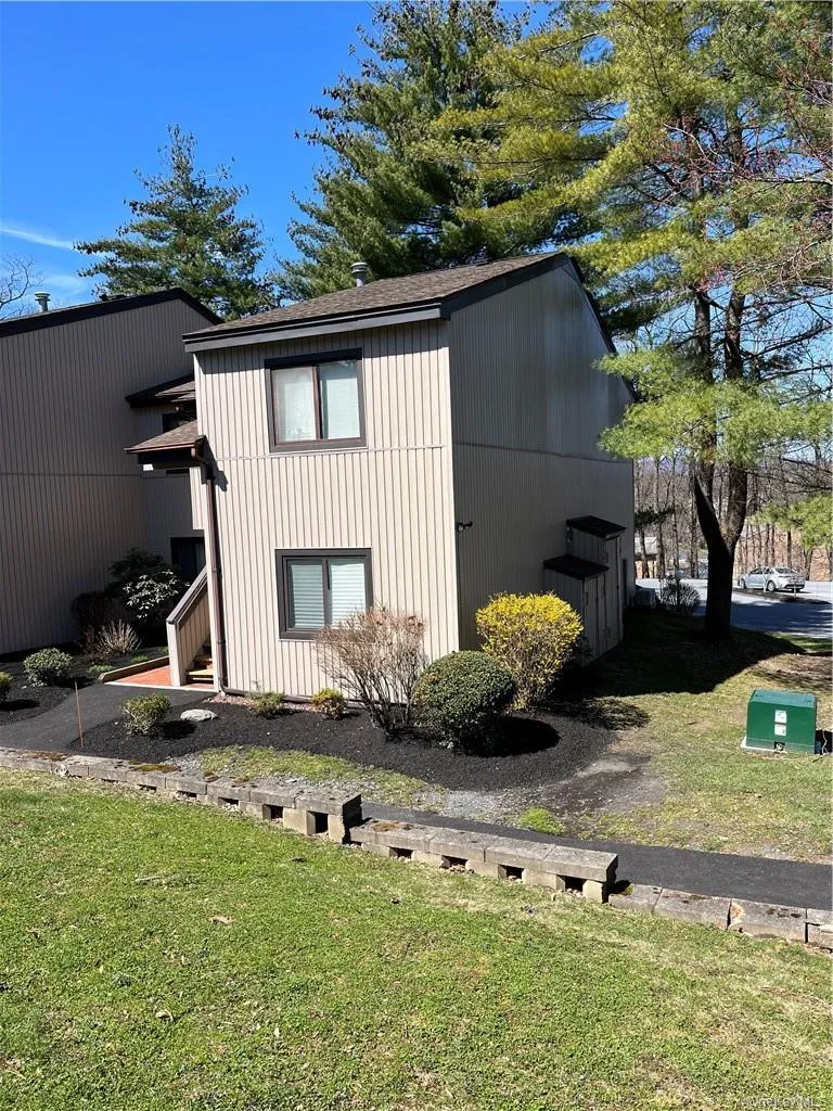 2905 Fox Lane, Poughkeepsie, NY, 2 Bedrooms Bedrooms, 5 Rooms Rooms,2 BathroomsBathrooms,Residential Lease,For Rent,Fox,0,927126 2905 Fox Lane, Poughkeepsie, NY, 2 Bedrooms Bedrooms, 5 Rooms Rooms,2 BathroomsBathrooms,Residential Lease,For Rent,Fox,0,927126