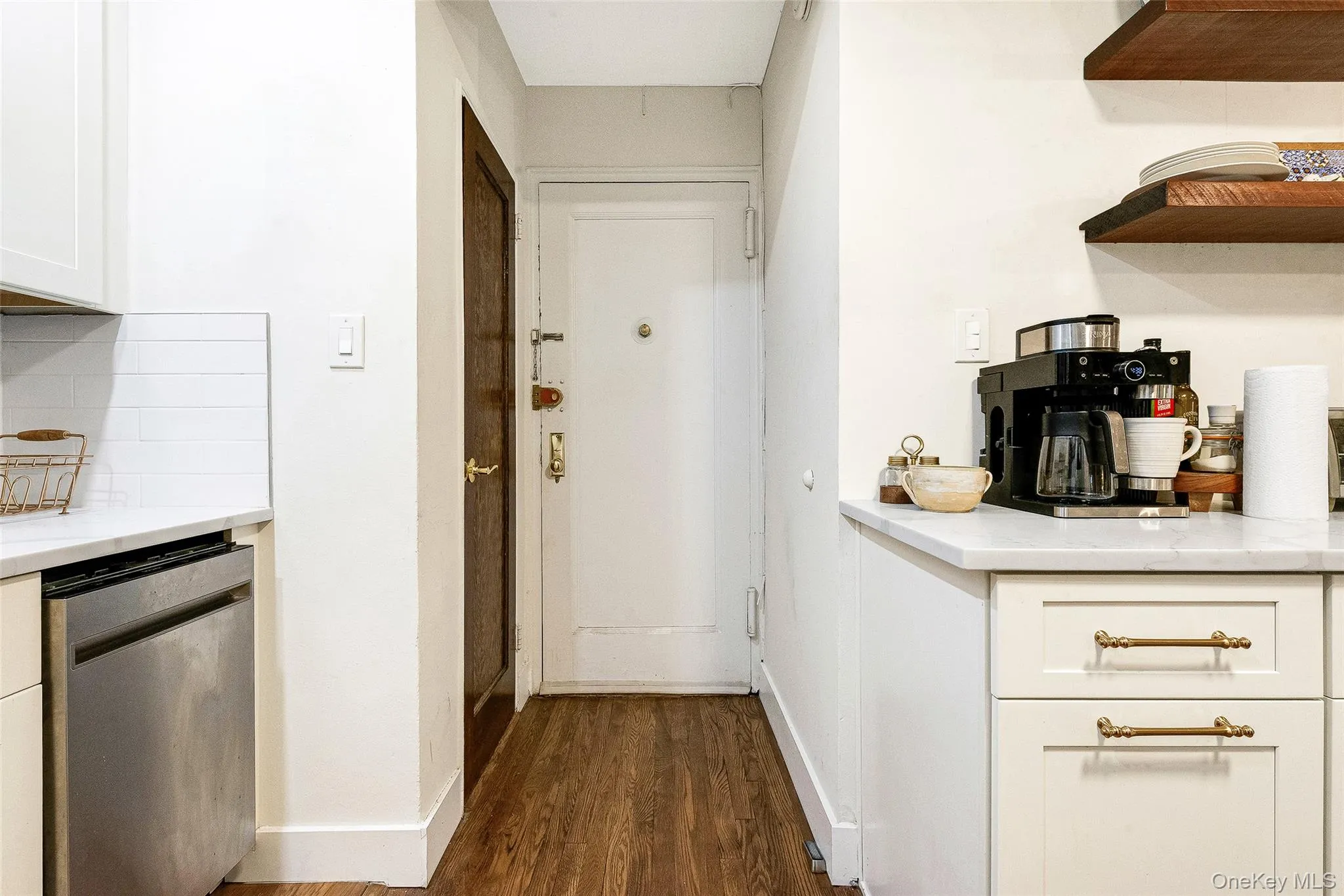 100-11 67th Road, New York, NY, 1 Bedroom Bedrooms, 4 Rooms Rooms,1 BathroomBathrooms,Residential Lease,Idx,67th,0,927157 100-11 67th Road, New York, NY, 1 Bedroom Bedrooms, 4 Rooms Rooms,1 BathroomBathrooms,Residential Lease,Idx,67th,0,927157