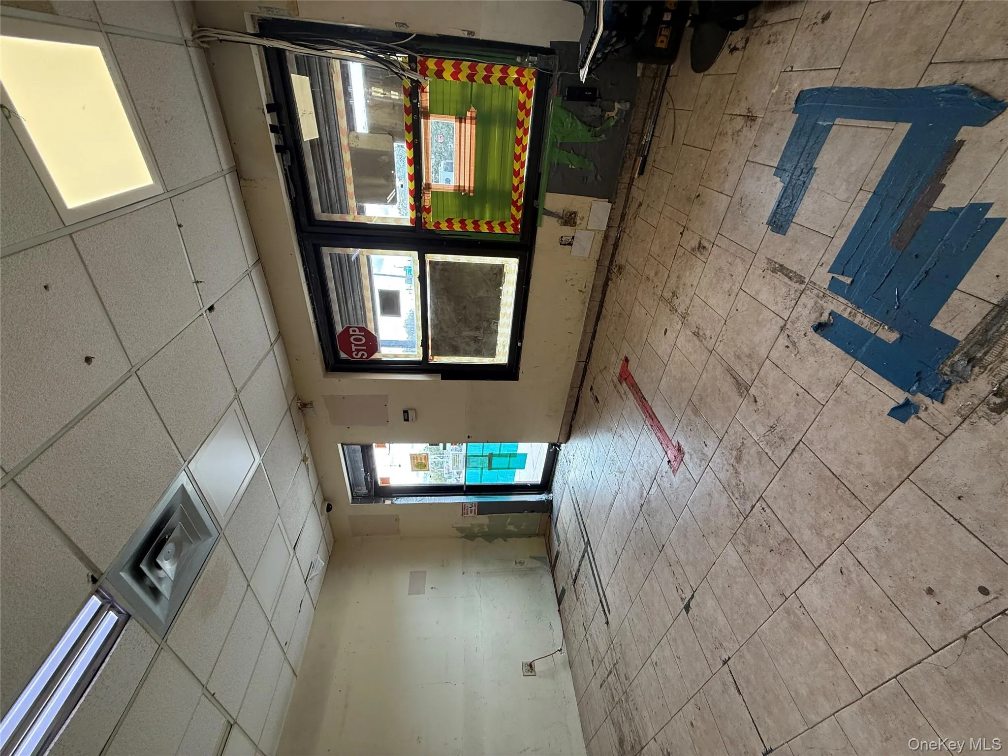 Entrance - view to street Entrance - view to street