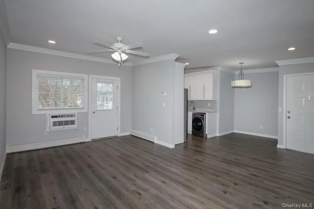 558 New Highway, Smithtown, NY, 2 Bedrooms Bedrooms, 5 Rooms Rooms,1 BathroomBathrooms,Residential Lease,Idx,New,0,927372 558 New Highway, Smithtown, NY, 2 Bedrooms Bedrooms, 5 Rooms Rooms,1 BathroomBathrooms,Residential Lease,Idx,New,0,927372