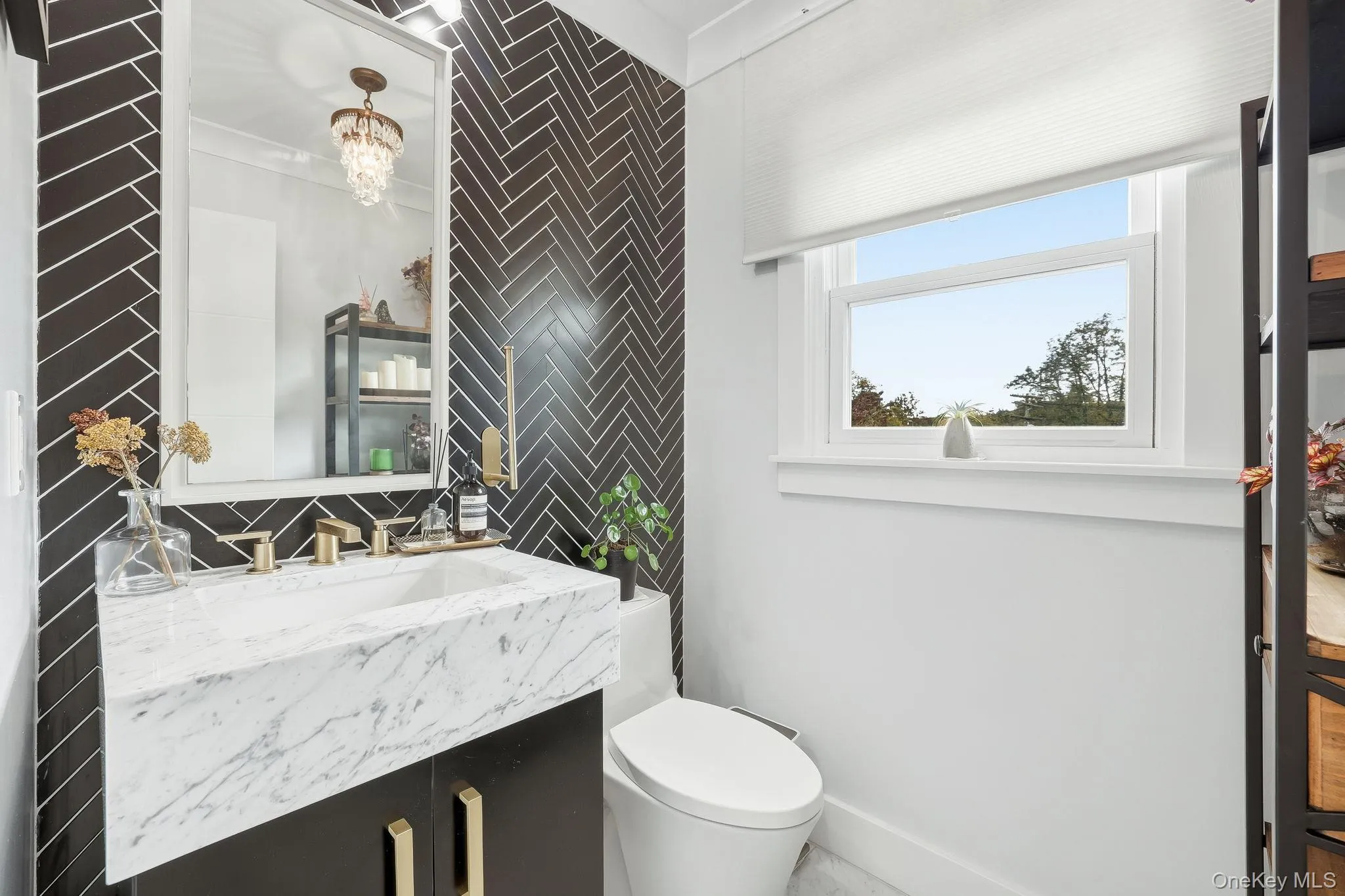 Powder Room Powder Room