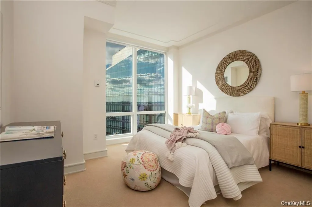 Second en-suite bedroom Second en-suite bedroom