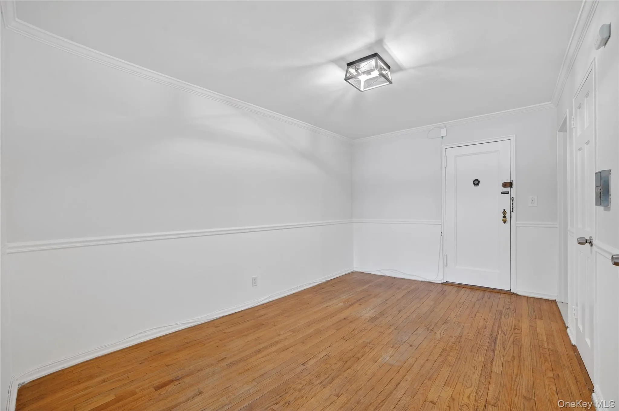 19 Old Mamaroneck Road, White Plains, NY, 2 Bedrooms Bedrooms, 5 Rooms Rooms,1 BathroomBathrooms,Residential,For Rent,Old Mamaroneck,0,927530 19 Old Mamaroneck Road, White Plains, NY, 2 Bedrooms Bedrooms, 5 Rooms Rooms,1 BathroomBathrooms,Residential,For Rent,Old Mamaroneck,0,927530